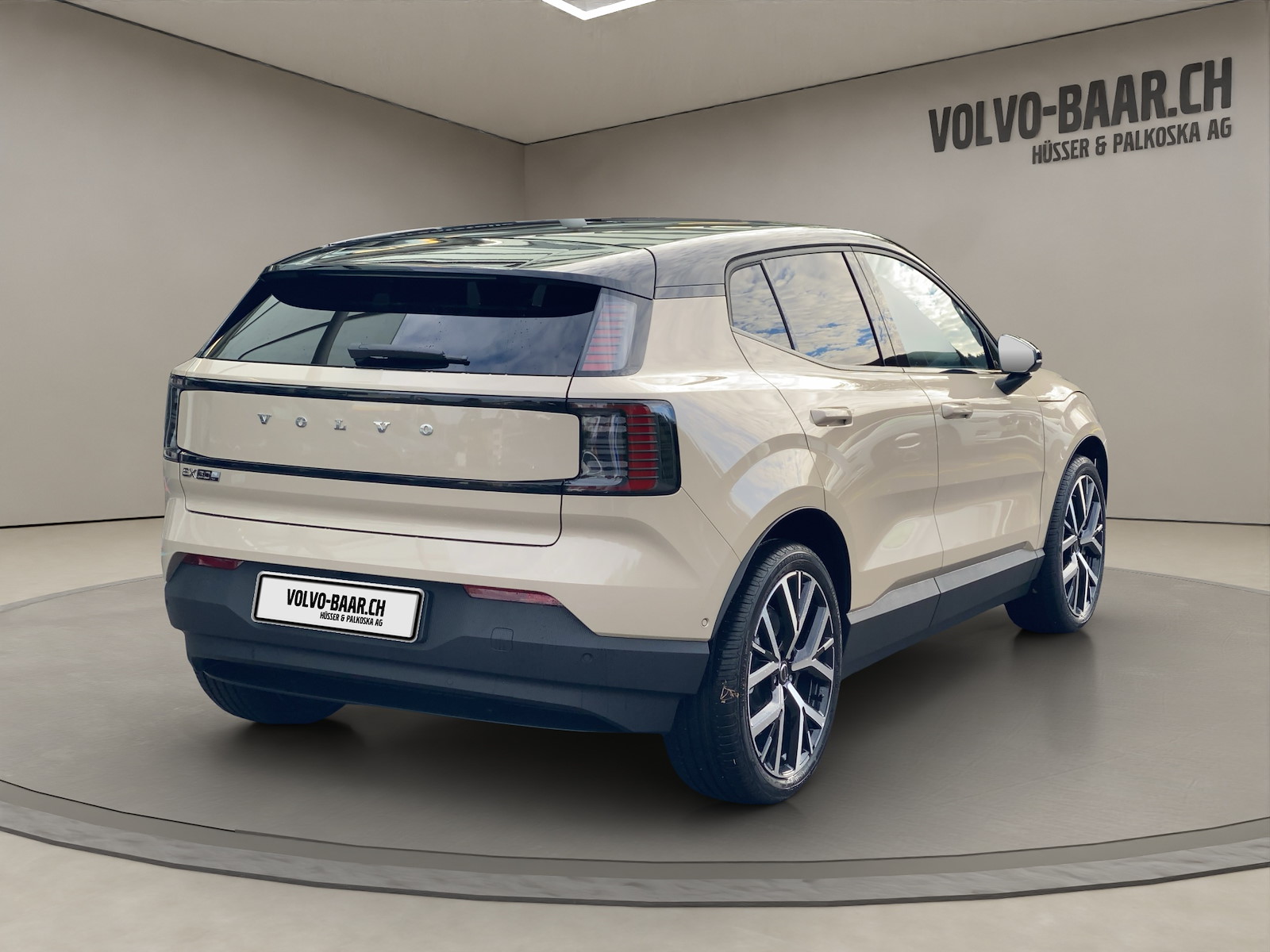 VOLVO EX 30 P8 Ultra AWD-image-4