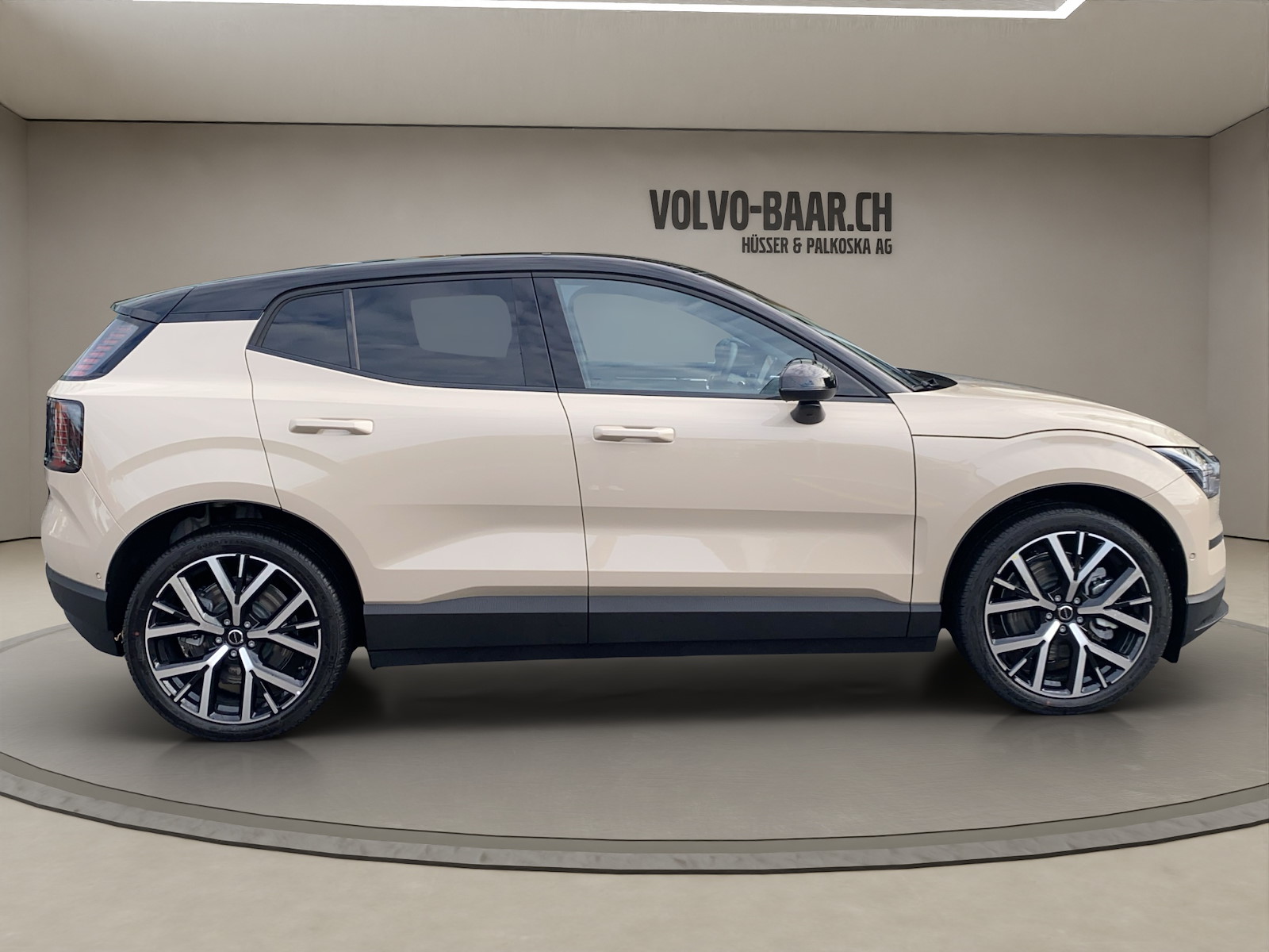 VOLVO EX 30 P8 Ultra AWD-image-5