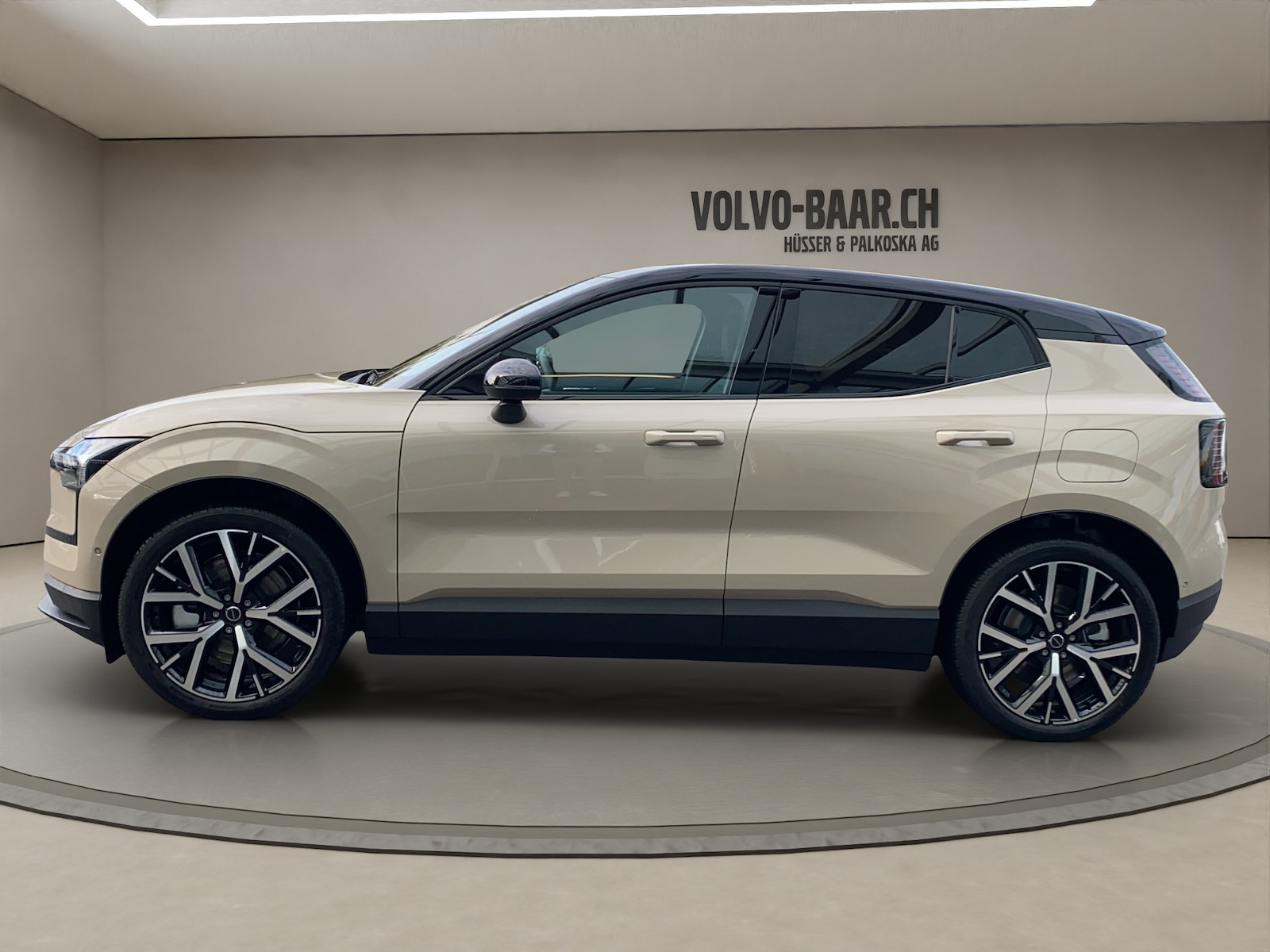 VOLVO EX 30 P8 Ultra AWD-image-1