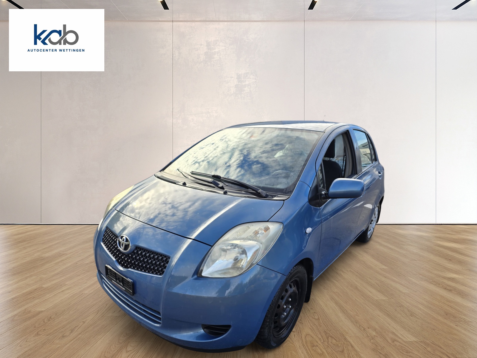 TOYOTA Yaris 1.3 Linea Luna-image-0