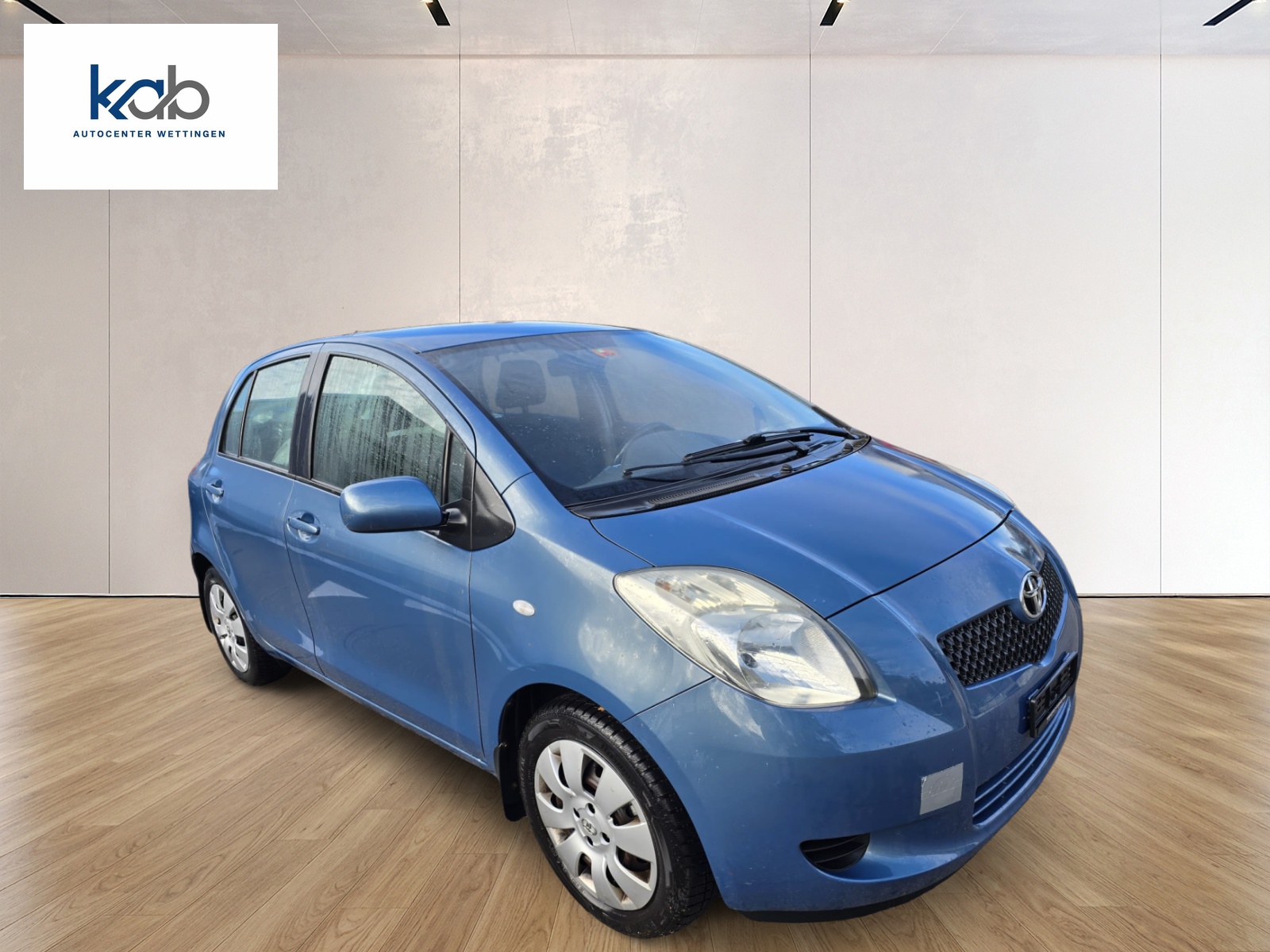 TOYOTA Yaris 1.3 Linea Luna-image-2