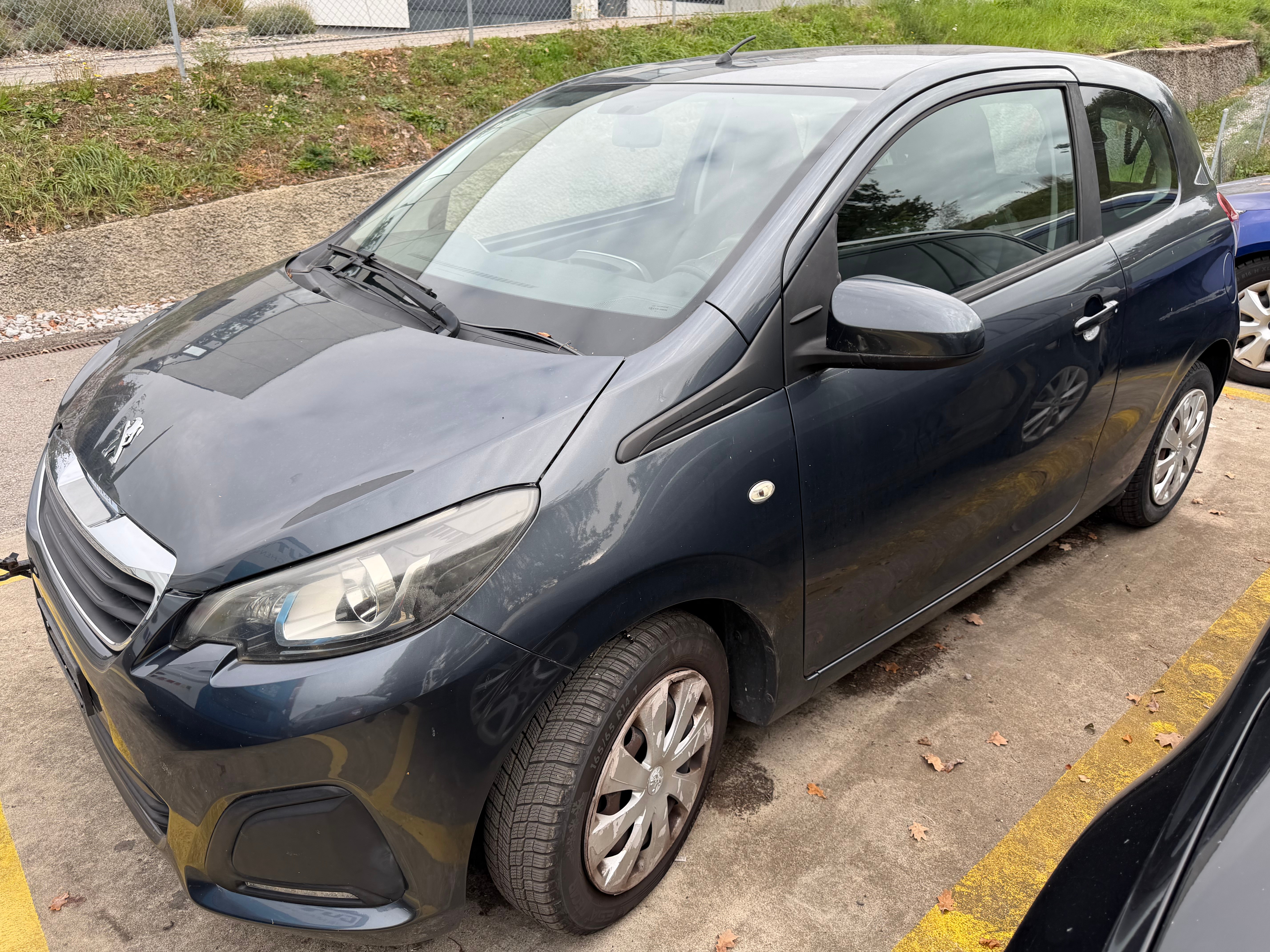 Car photo