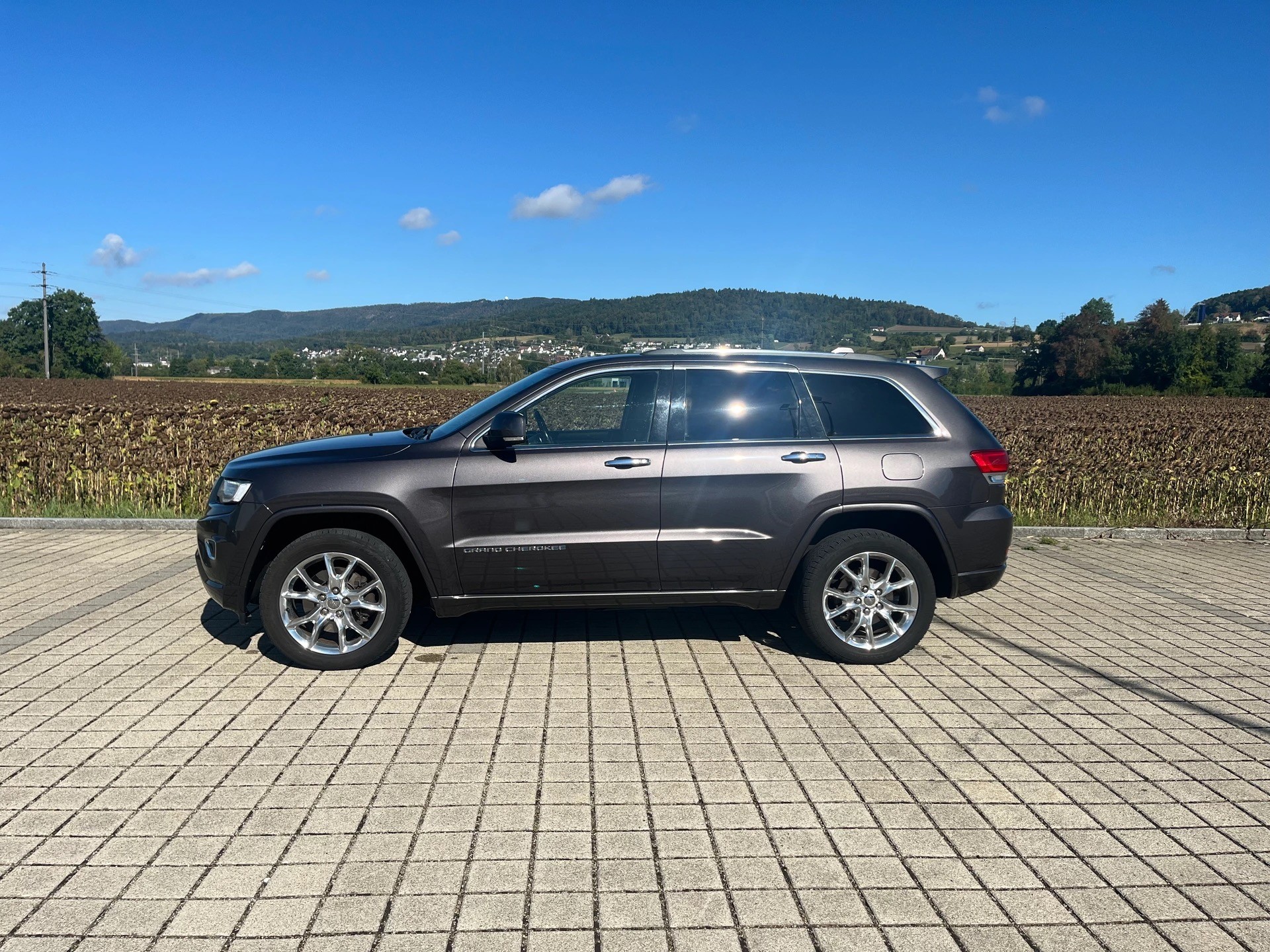 JEEP Grand Cherokee 3.0 CRD Overland Automatic-image-5