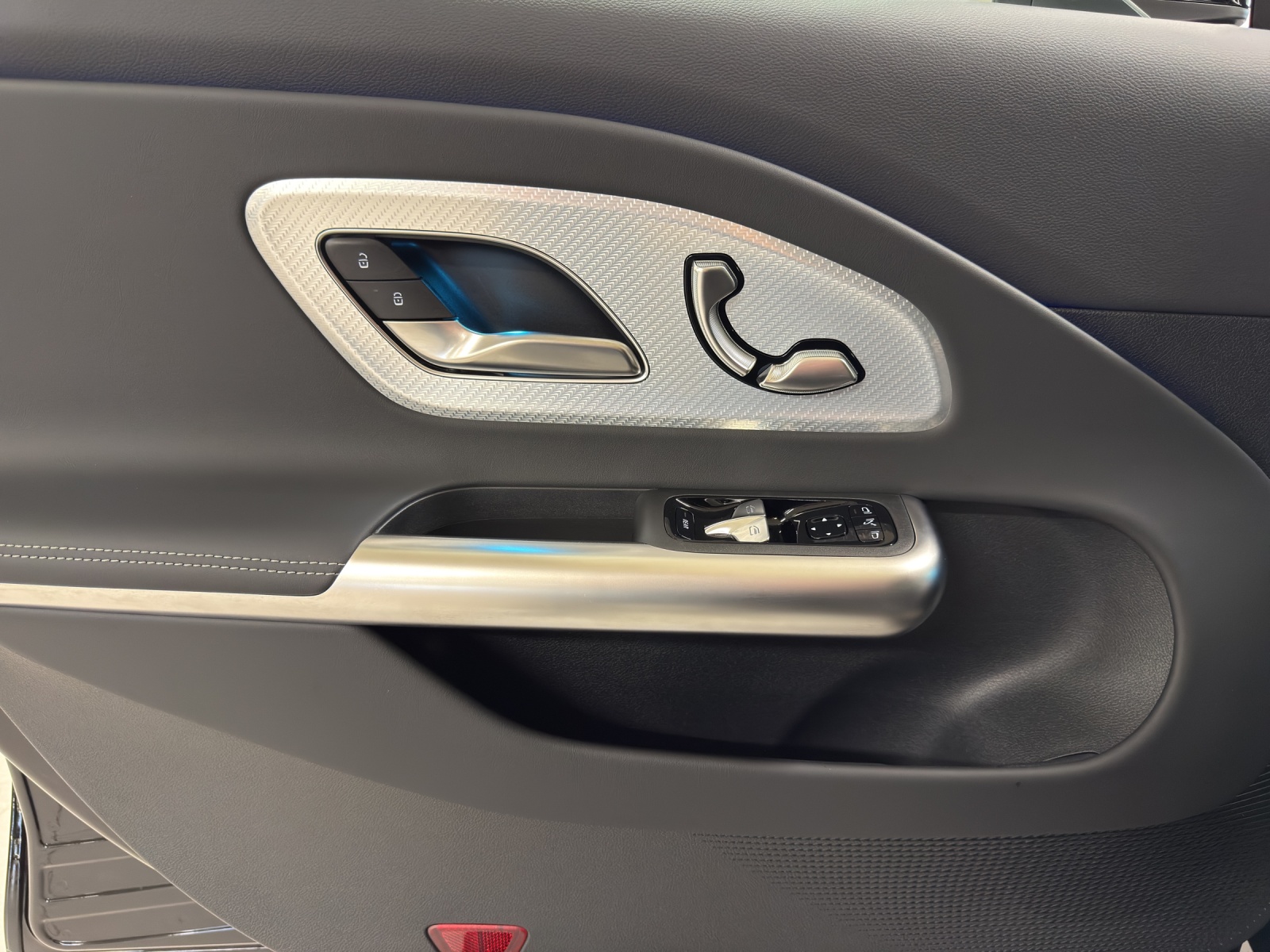 MERCEDES-BENZ CLA 250+ 85 kWh EQ-image-13