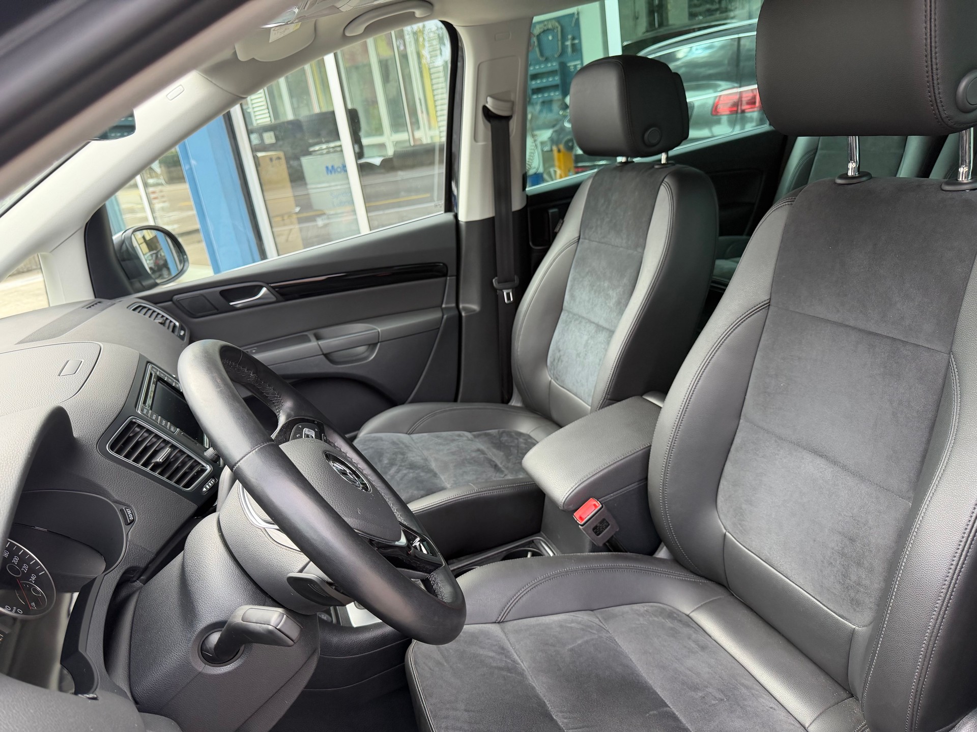 VW Sharan 1.4 TSI BlMT Highline DSG-image-6