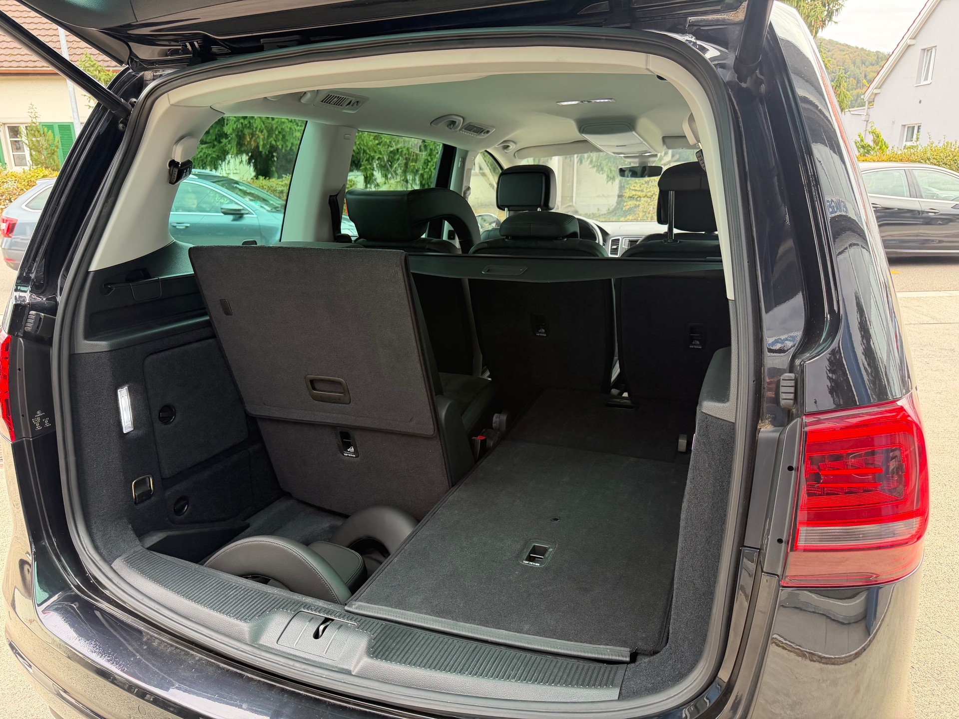 VW Sharan 1.4 TSI BlMT Highline DSG-image-9