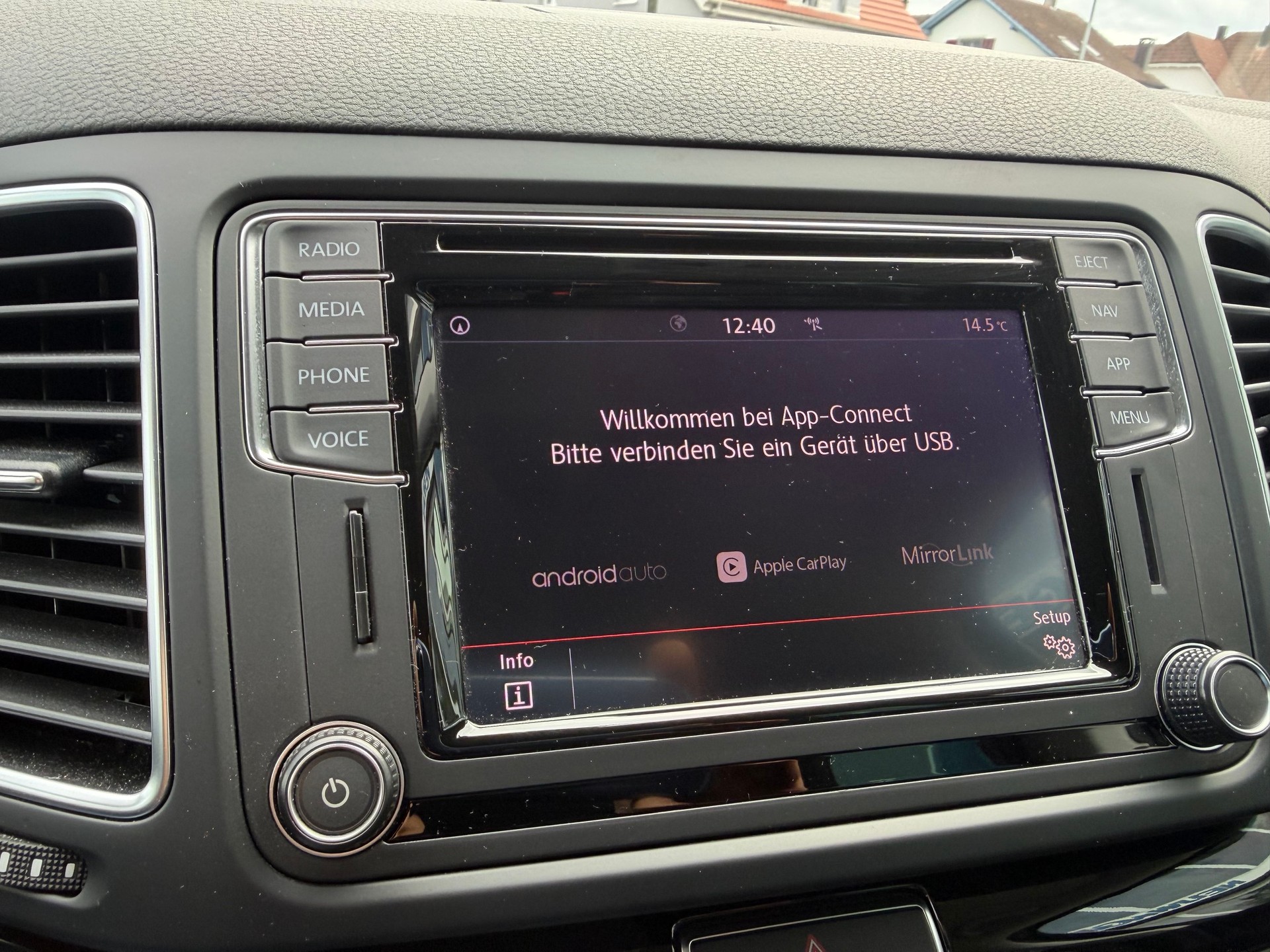 VW Sharan 1.4 TSI BlMT Highline DSG-image-13