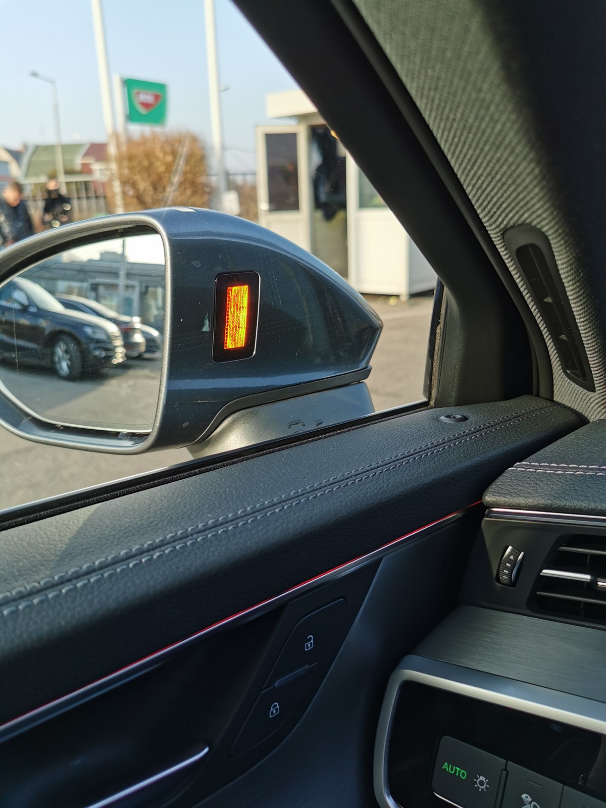 AUDI A6 Avant 40 TDI Sport quattro S-tronic-image-11