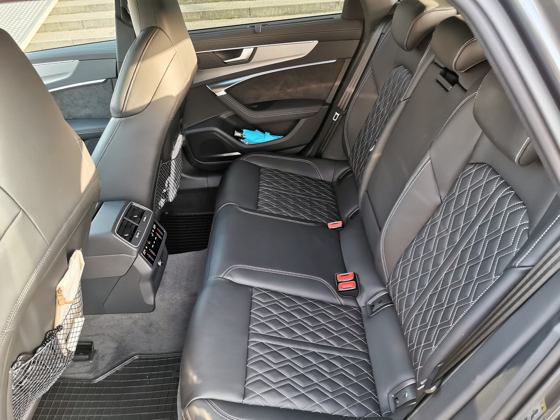AUDI A6 Avant 40 TDI Sport quattro S-tronic-image-13