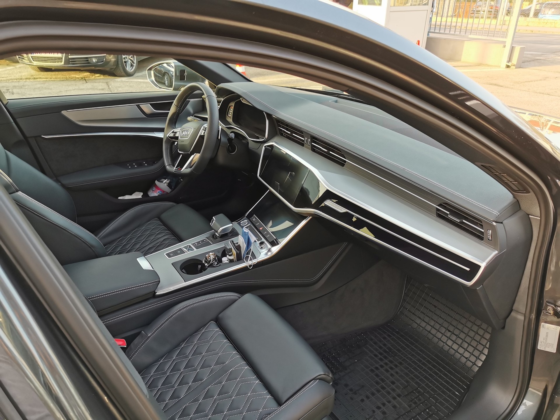 AUDI A6 Avant 40 TDI Sport quattro S-tronic-image-10