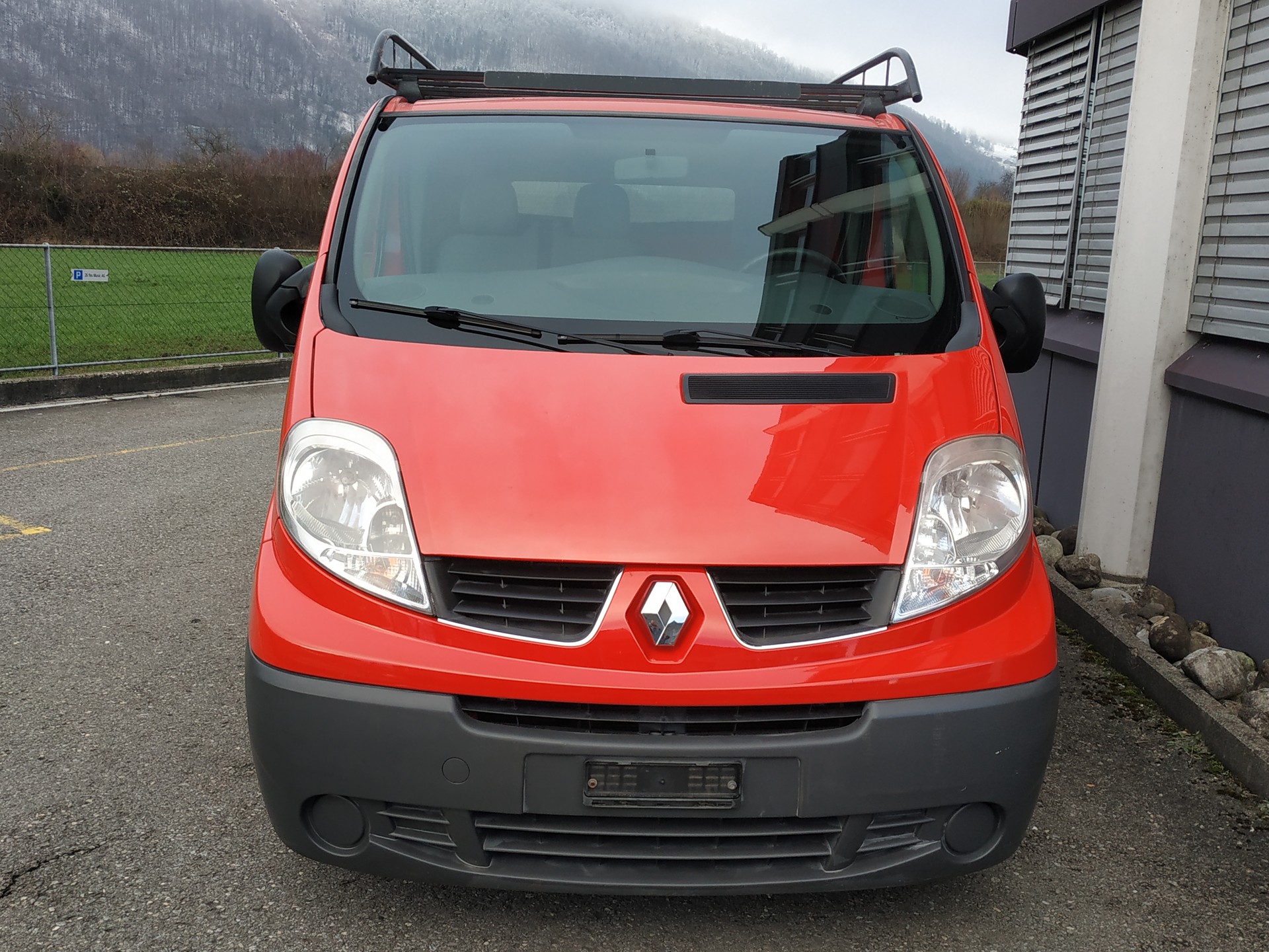 RENAULT Trafic 2.0 dCi 90 2.7t L1H1-image-2