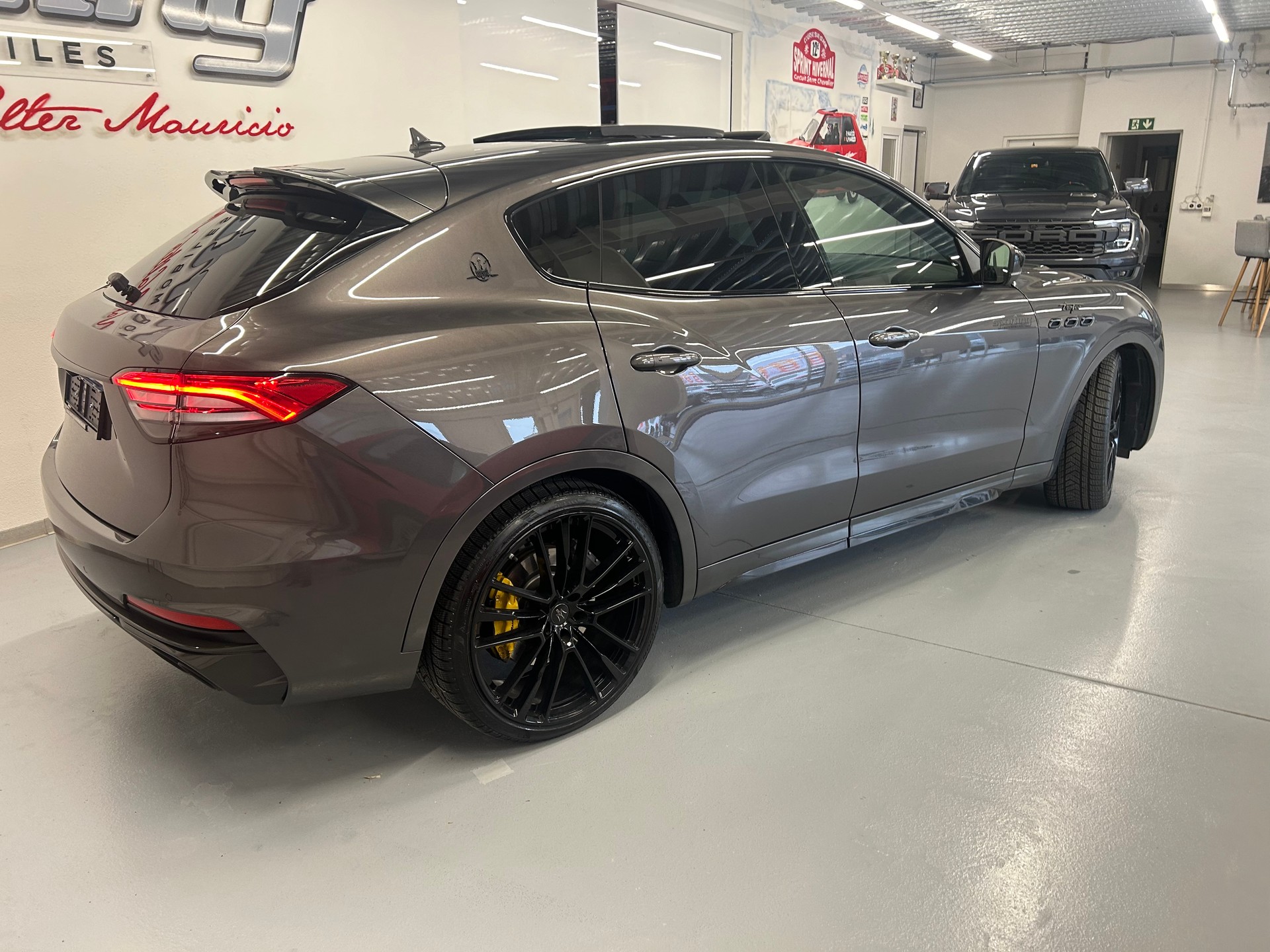 MASERATI Levante 3.8 V8 Trofeo Q4 Automatica-image-11