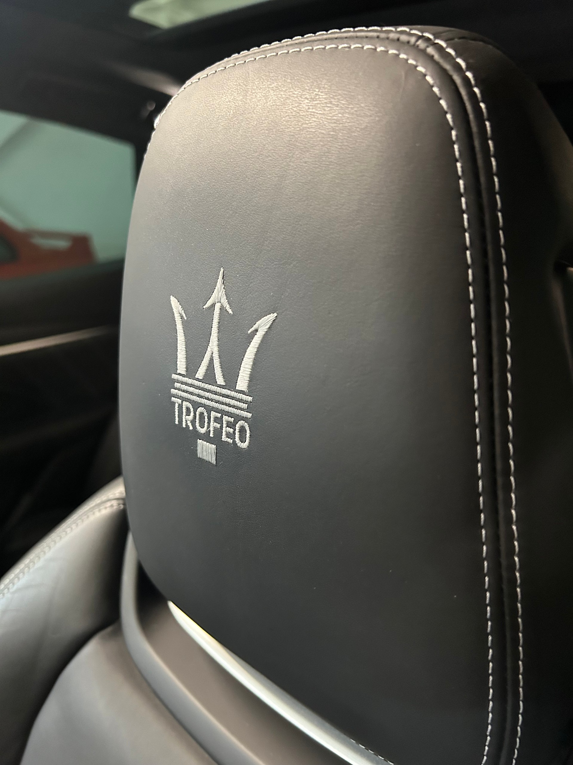 MASERATI Levante 3.8 V8 Trofeo Q4 Automatica-image-22