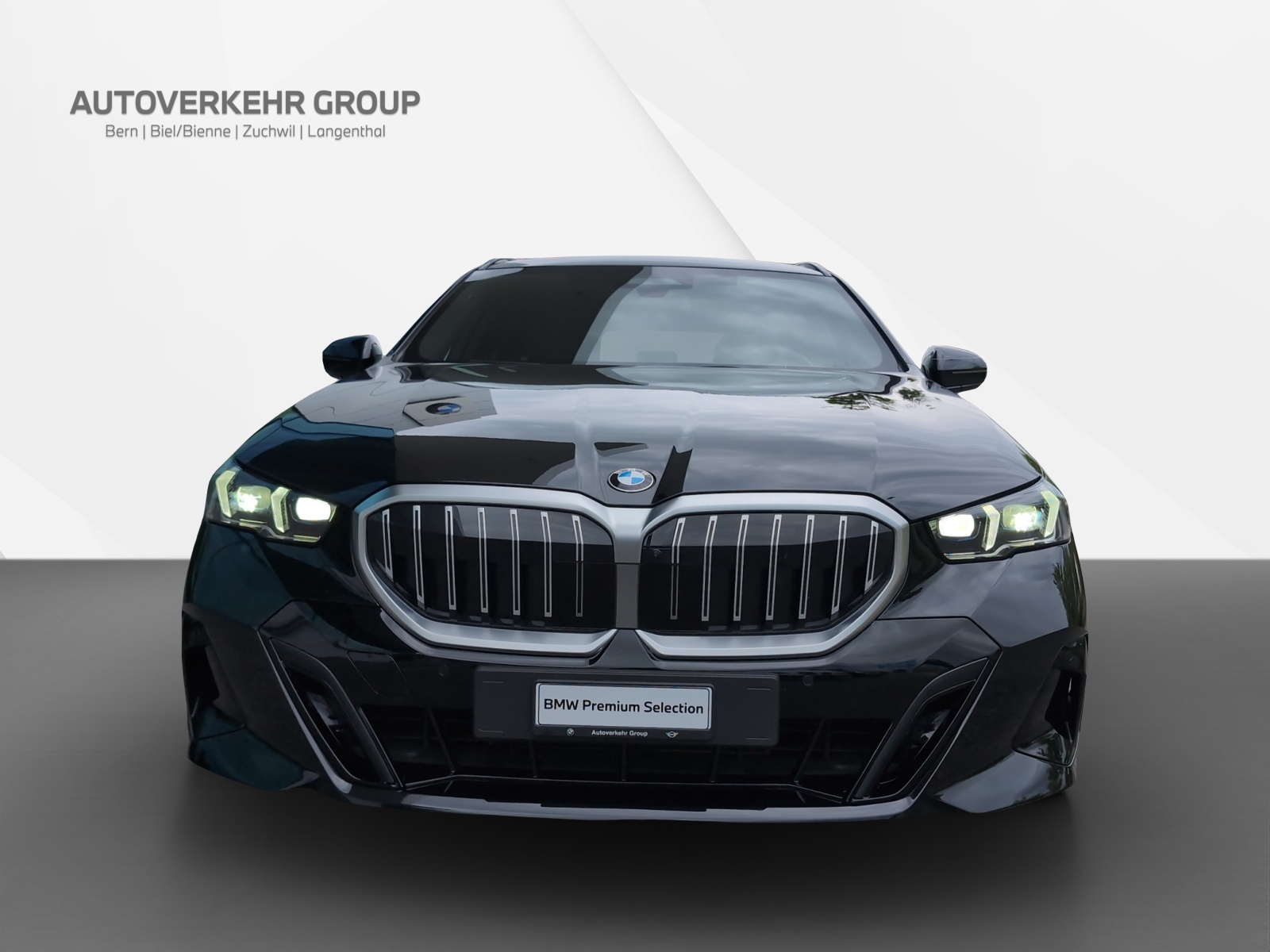BMW 520d xDr 48V Tour M Sport-image-1