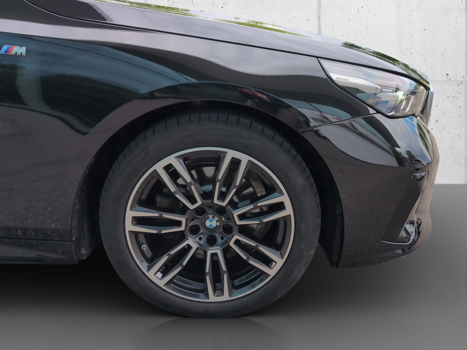 BMW 520d xDr 48V Tour M Sport-image-8