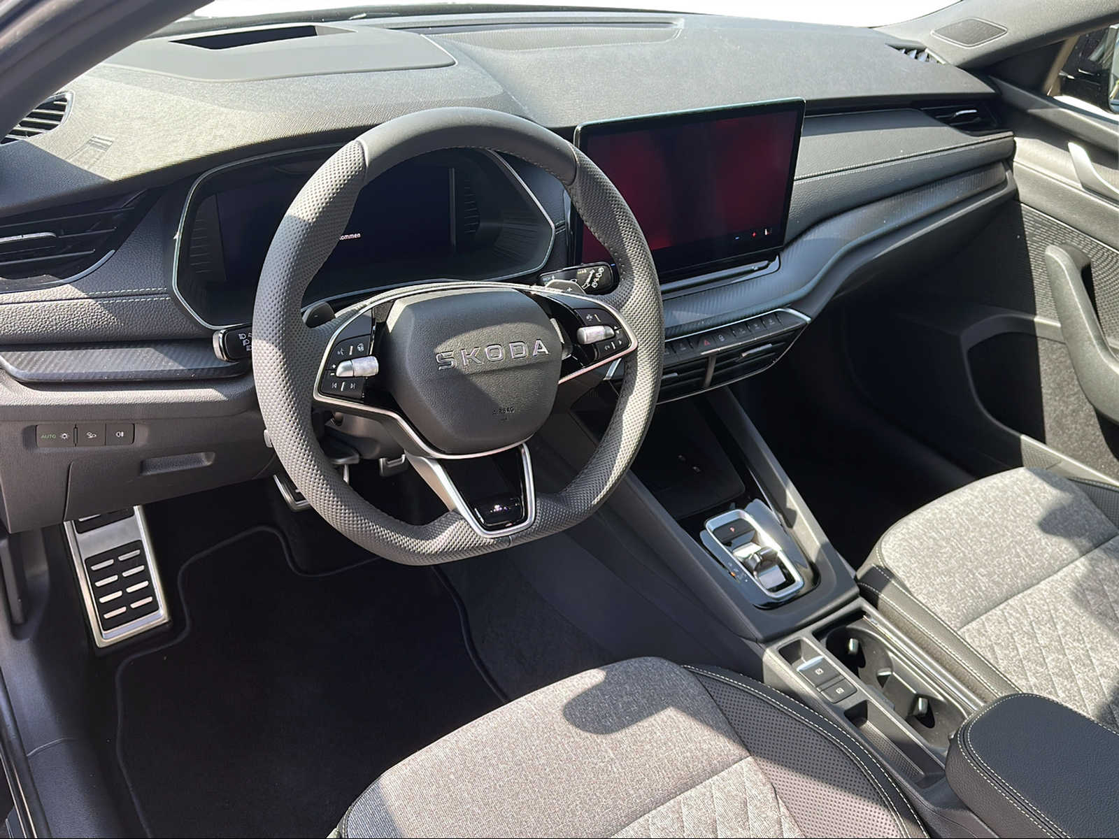 SKODA Octavia Combi 2.0 TSI DSG Sport Line 4x4-image-3