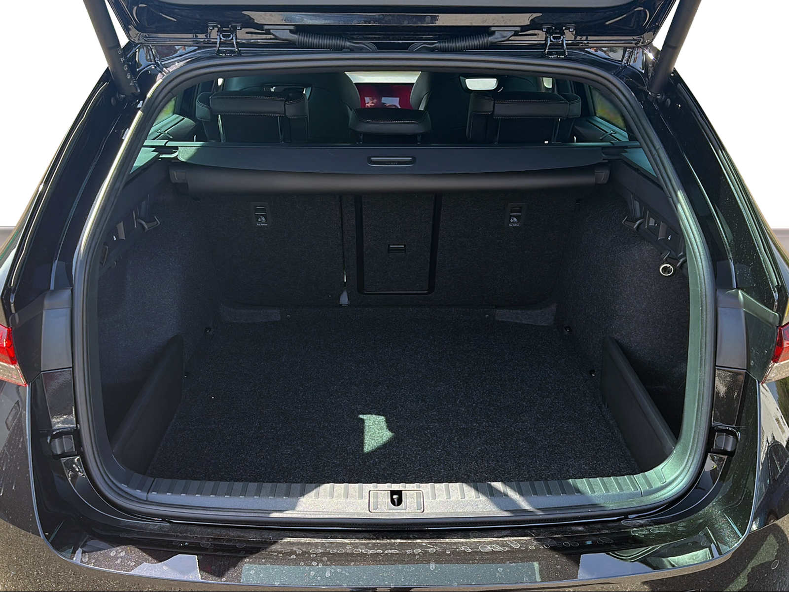 SKODA Octavia Combi 2.0 TSI DSG Sport Line 4x4-image-5