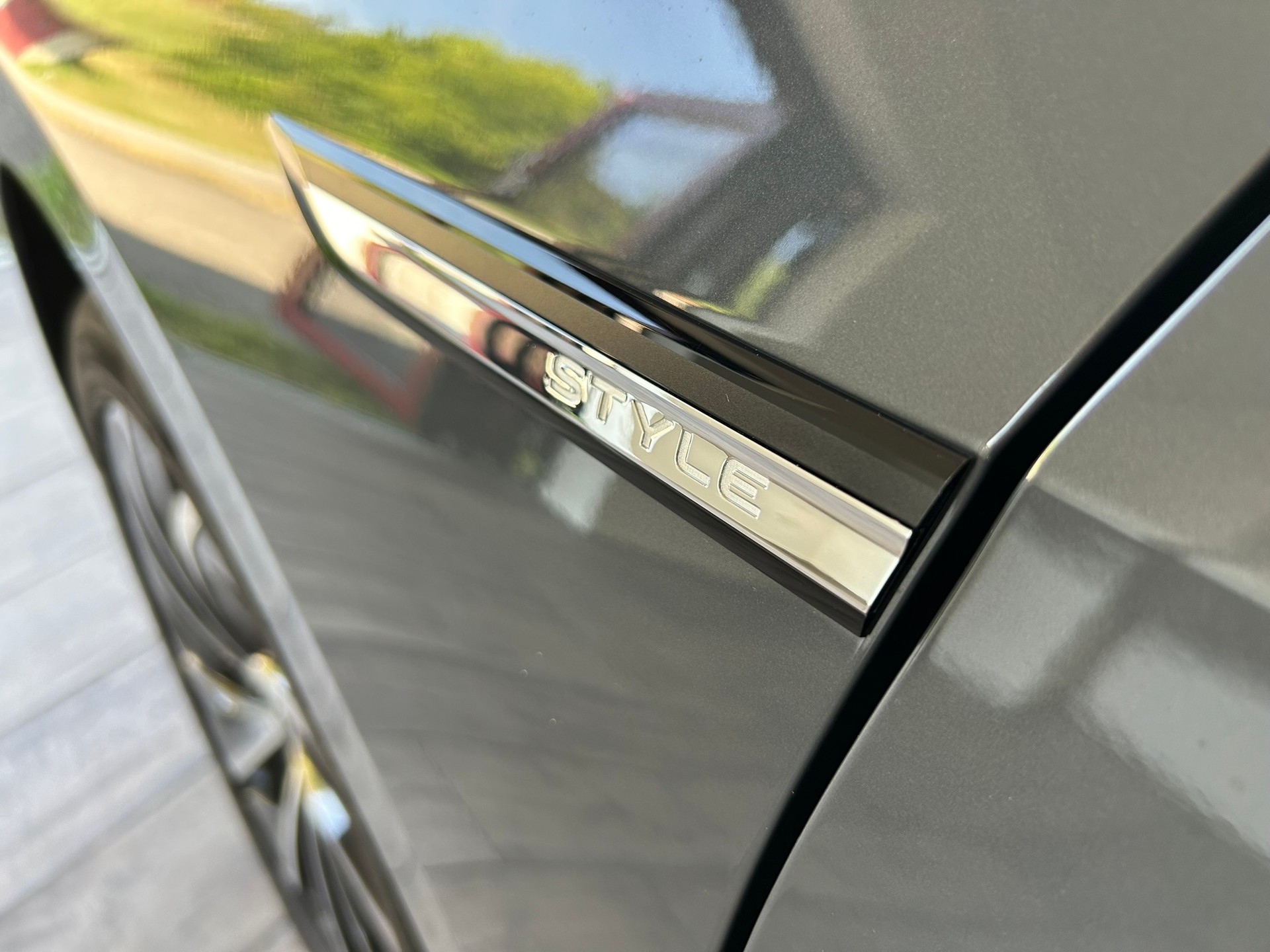 VW Golf VIII 2.0 TSI Style DSG 4Motion – Allrad, Power & Top Ausstattung!-image-6