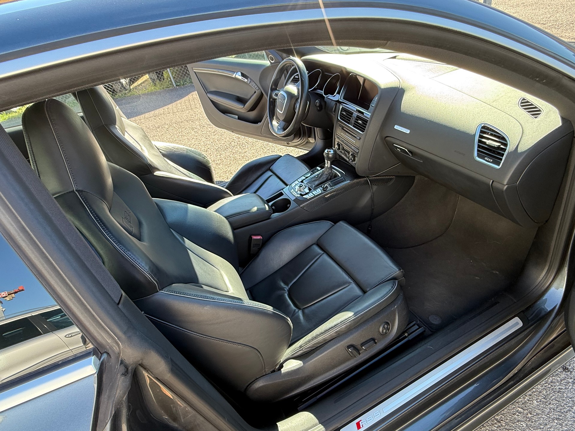 AUDI RS5 Coupé 4.2 FSI quattro S-tronic-image-11