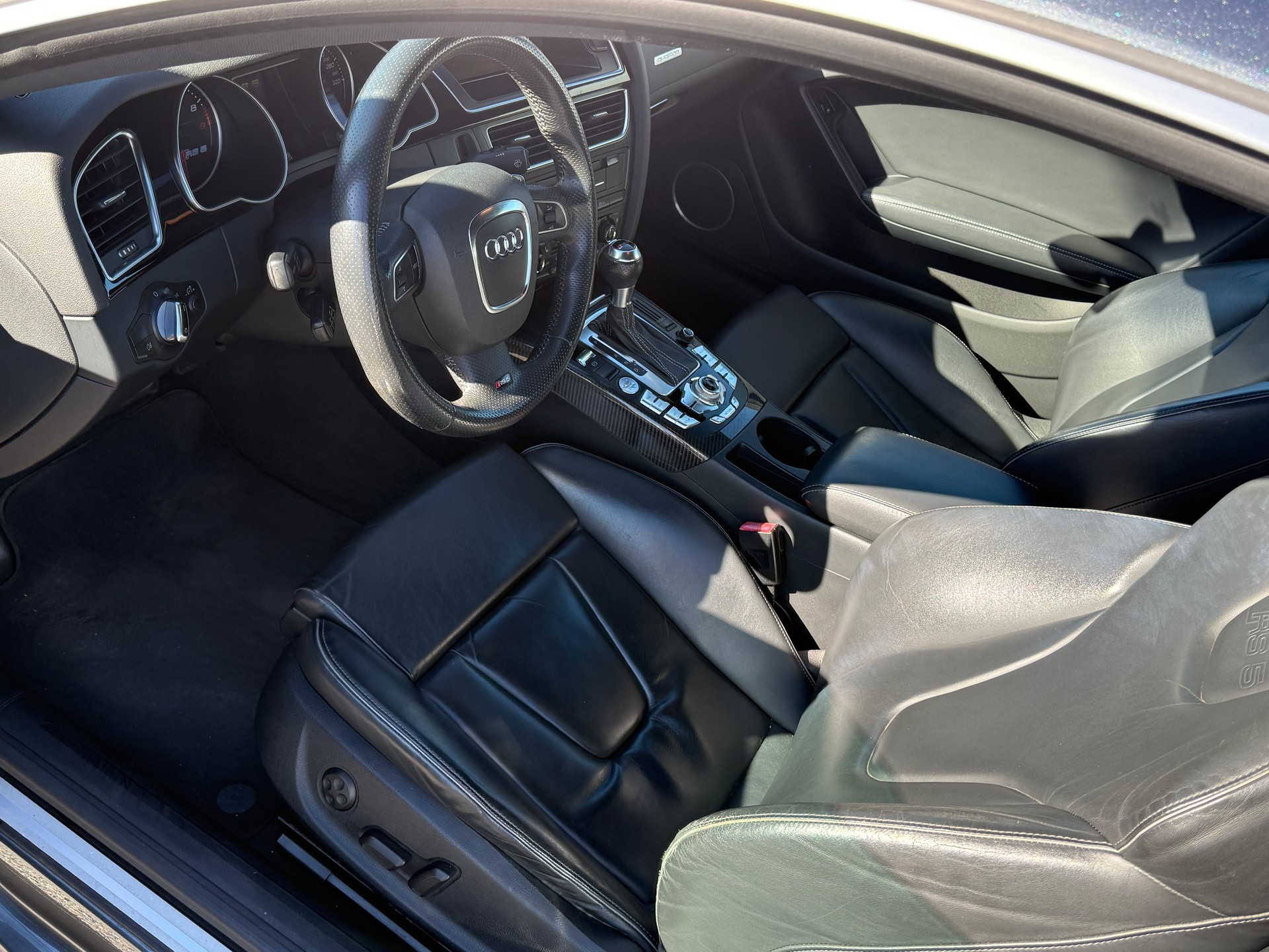 AUDI RS5 Coupé 4.2 FSI quattro S-tronic-image-9