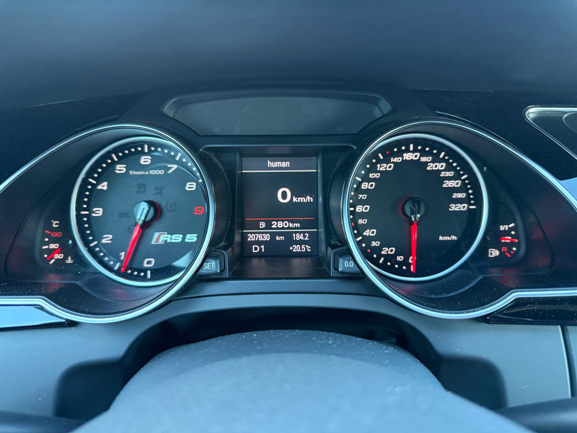 AUDI RS5 Coupé 4.2 FSI quattro S-tronic-image-6