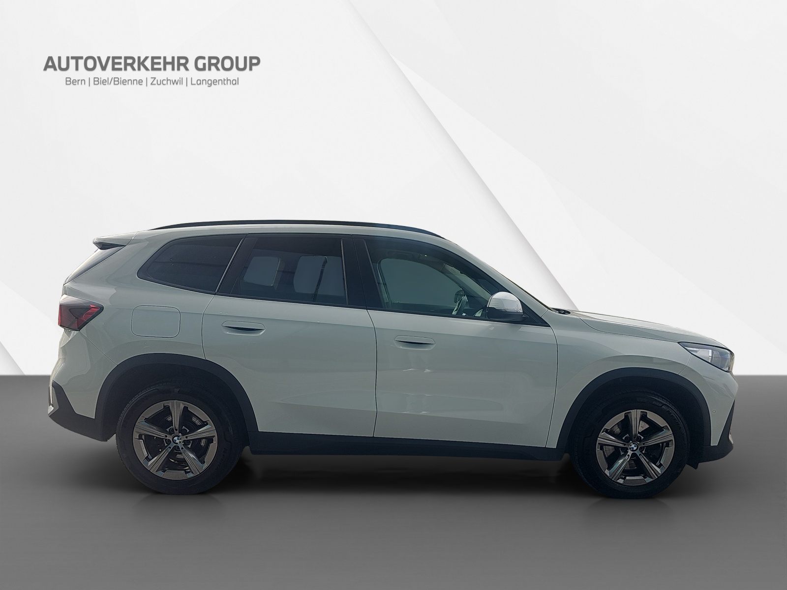 BMW X1 xDrive 23d 48V-image-6