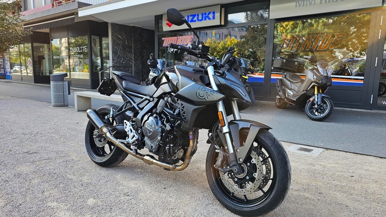 SUZUKI GSX 8 S (35kW)