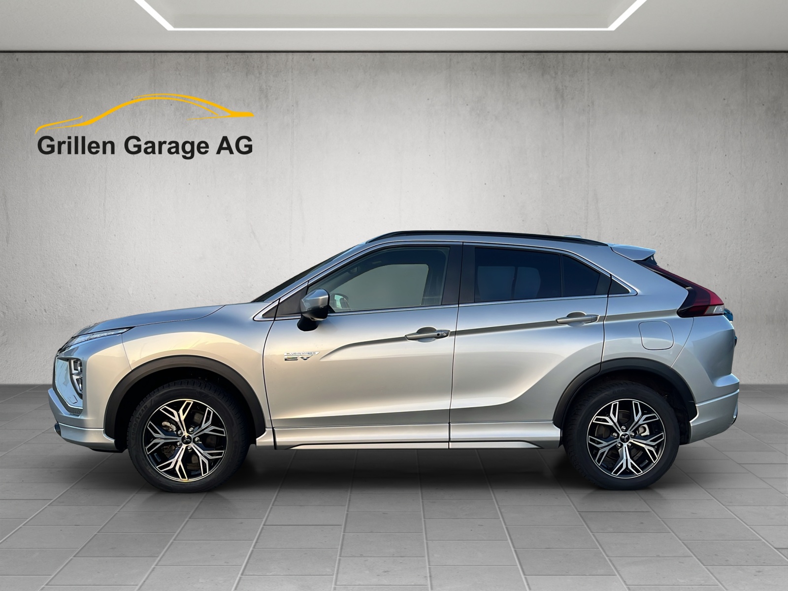 MITSUBISHI Eclipse Cross 2.4 PHEV Instyle 4x4-showroom-element-1