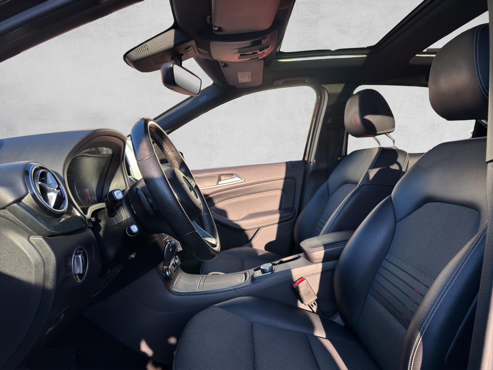 MERCEDES-BENZ B 200 CDI Urban 7G-DCT-image-8