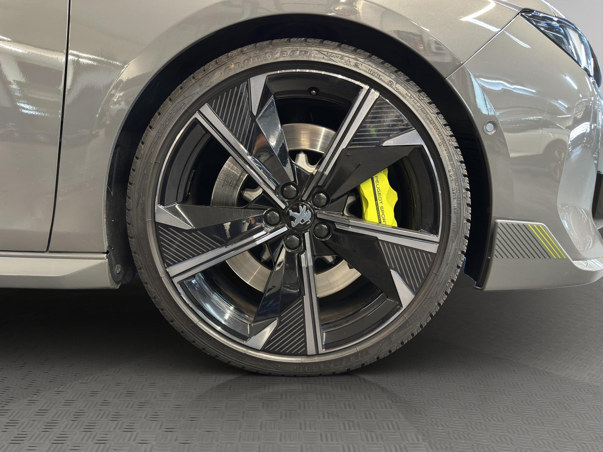 PEUGEOT 508 1.6 Plug-in Hybrid4 PSE-image-14