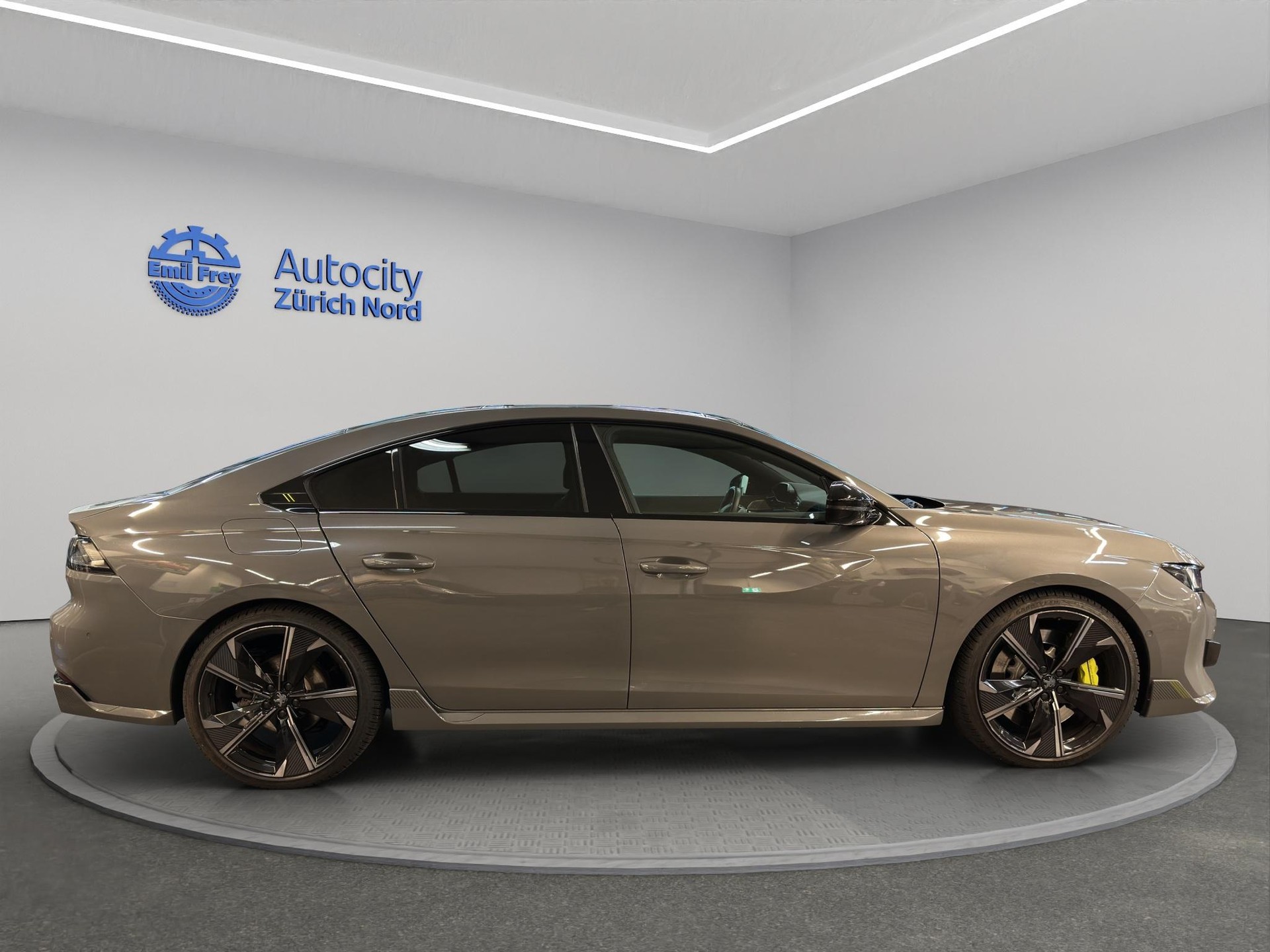 PEUGEOT 508 1.6 Plug-in Hybrid4 PSE-image-9
