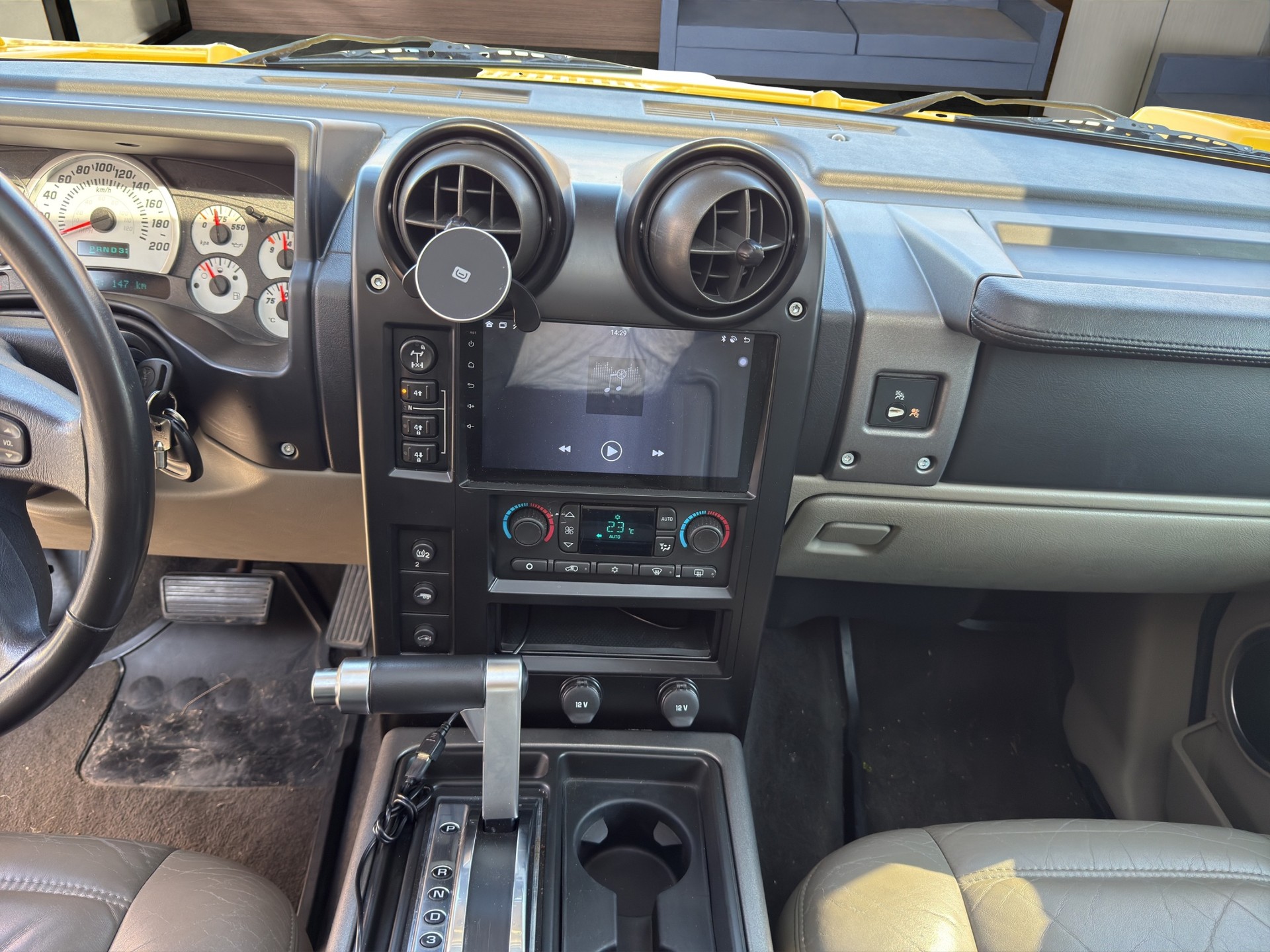 HUMMER H2 6.0-image-11