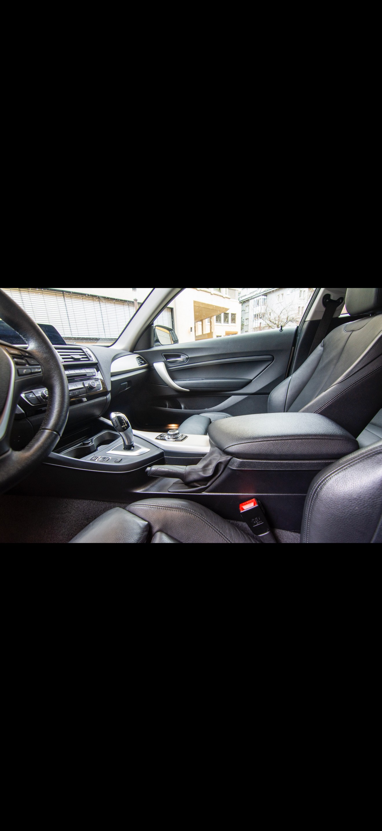 BMW 120d Sport Line Steptronic-image-4