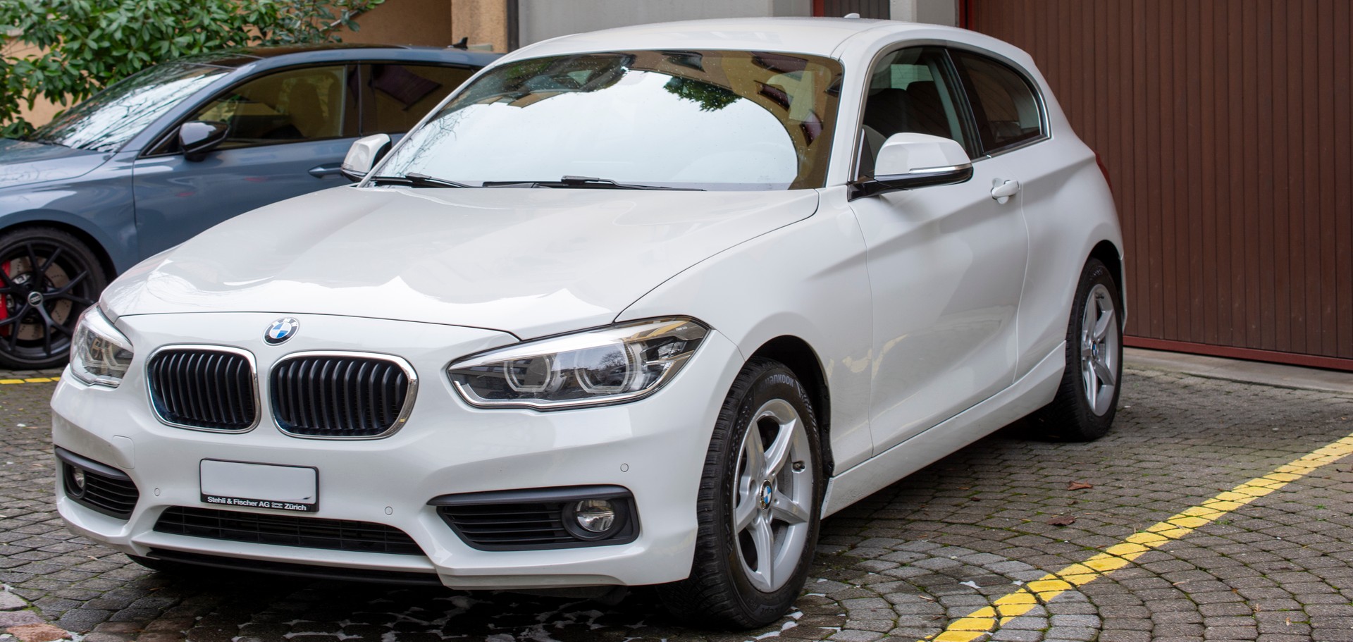 BMW 120d Sport Line Steptronic-image-0