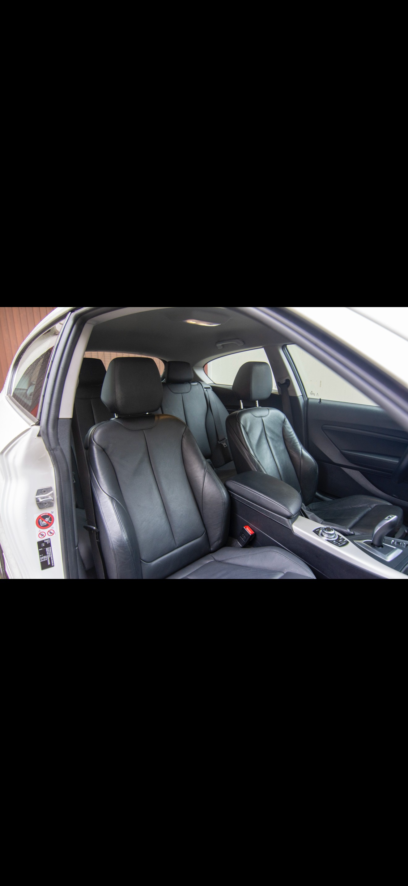 BMW 120d Sport Line Steptronic-image-5