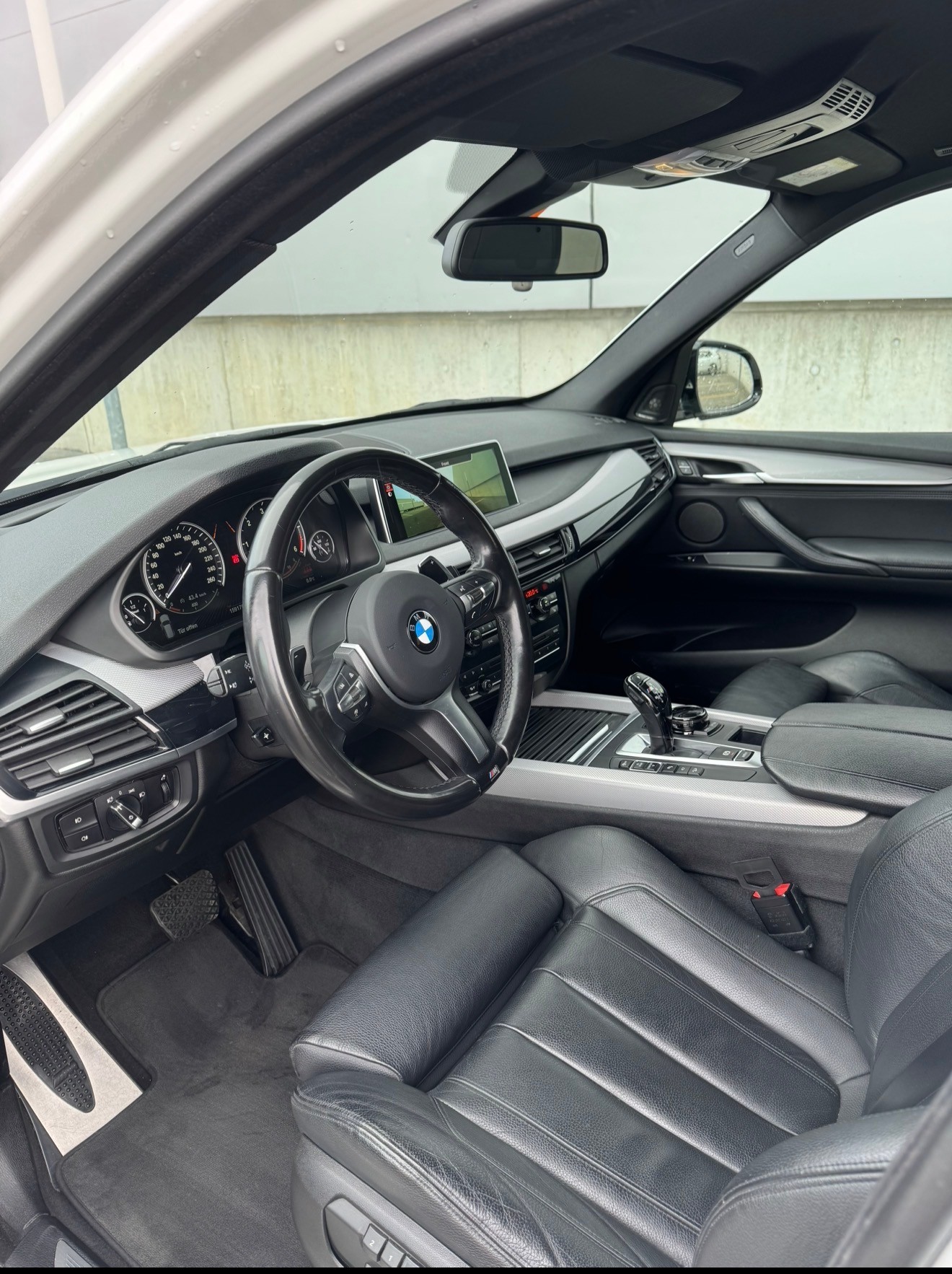 BMW X5 xDrive M50d M-Sport Steptronic-image-7