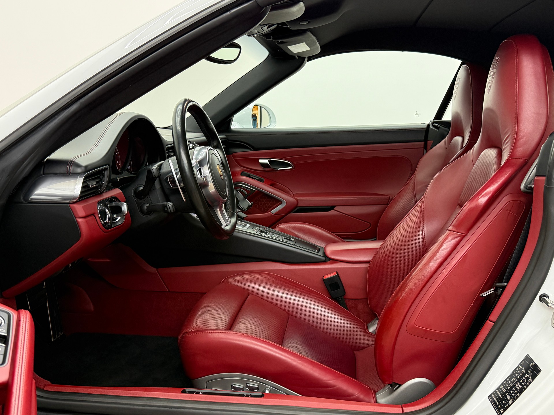 PORSCHE 911 Turbo S Cabrio PDK-image-20