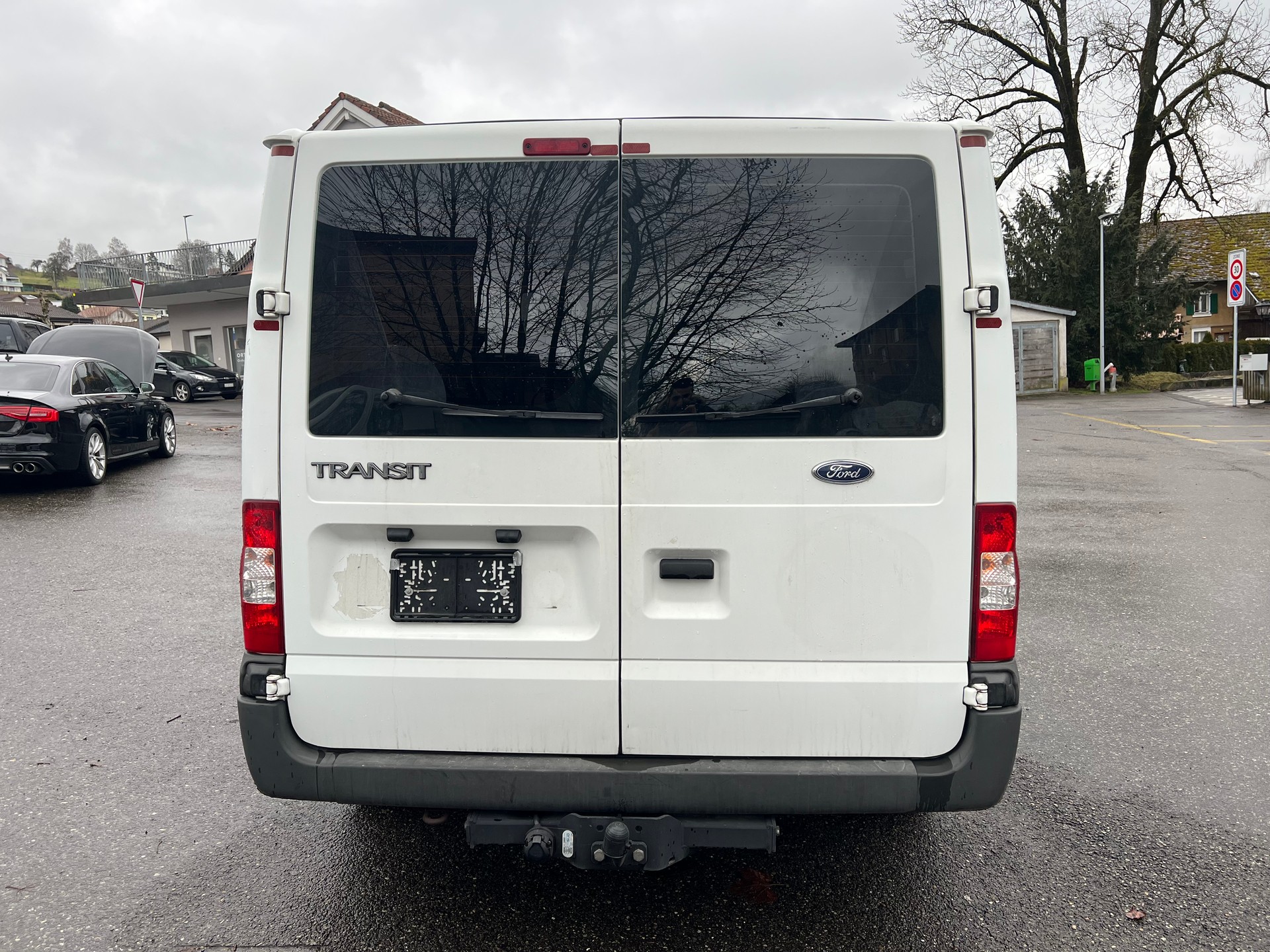 FORD Transit 280S-image-6