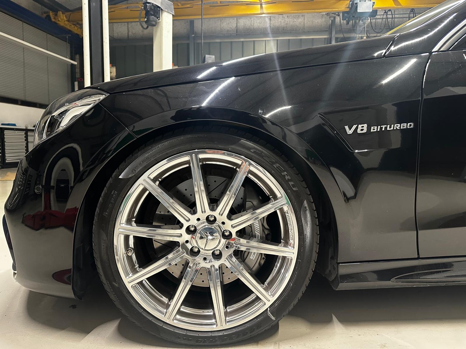 MERCEDES-BENZ E 63 AMG 4-Matic-image-4