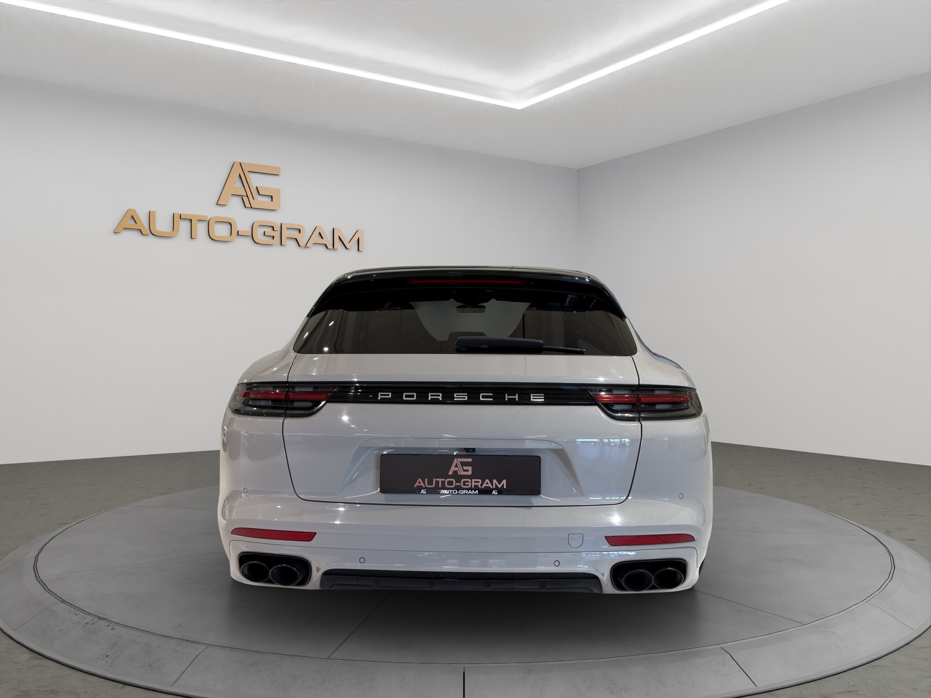 PORSCHE Panamera 4 E-Hybrid Sport Turismo PDK-image-3