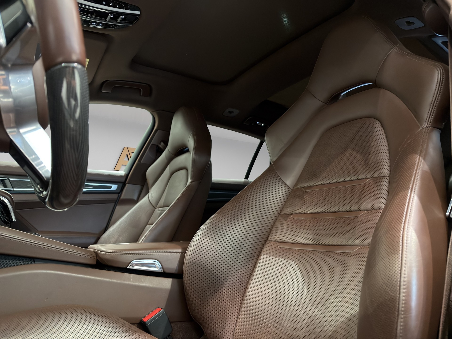 PORSCHE Panamera 4 E-Hybrid Sport Turismo PDK-image-12