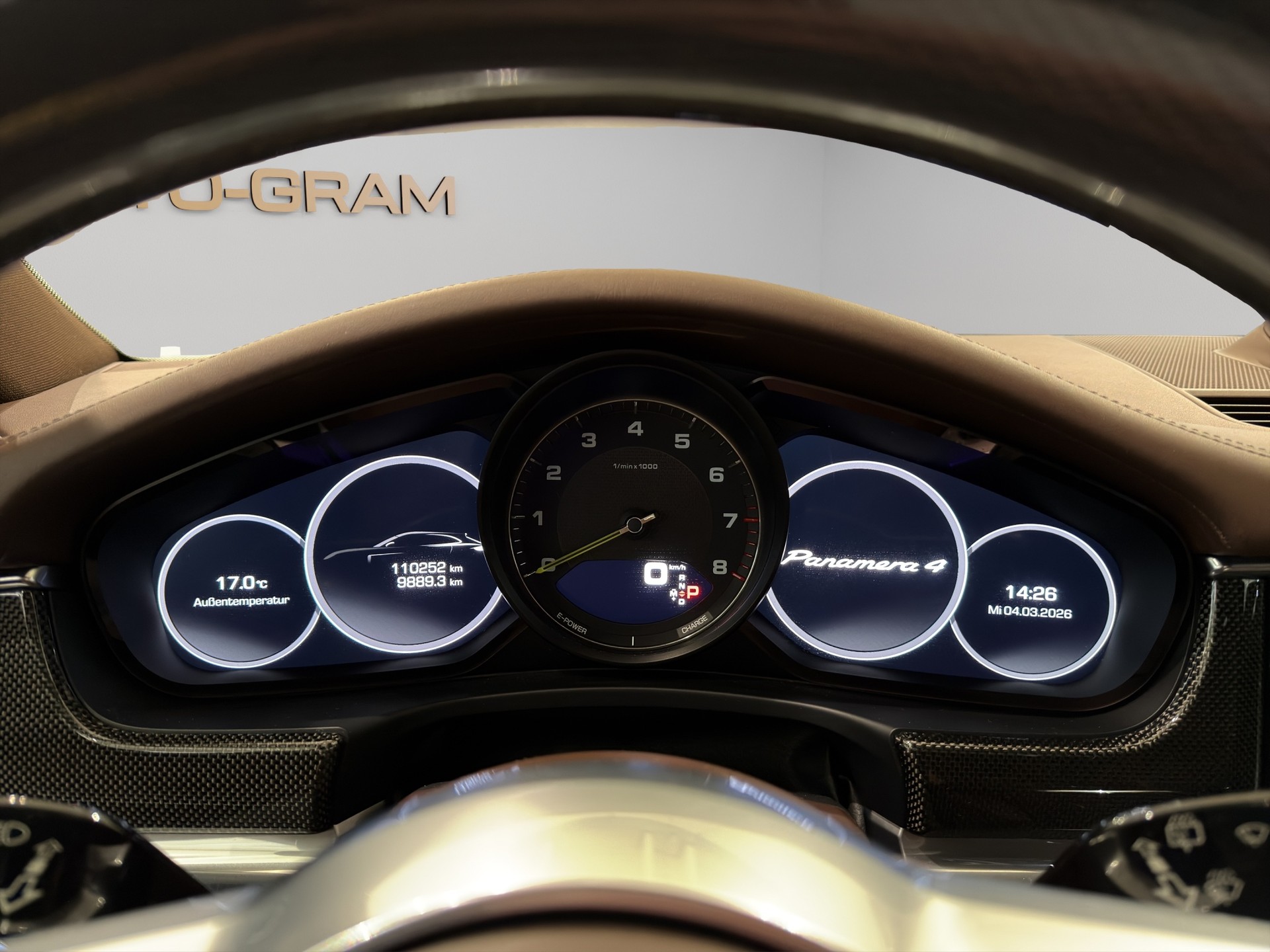 PORSCHE Panamera 4 E-Hybrid Sport Turismo PDK-image-14