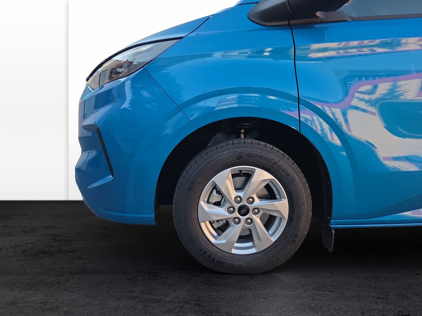 FORD Transit Custom Kombi 320 L1 2.0 EcoBlue 170 Limited-image-12