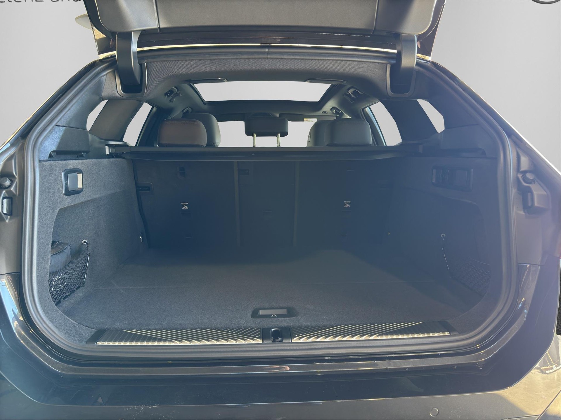 BMW 520d xDrive Touring M Sport Pro-image-22