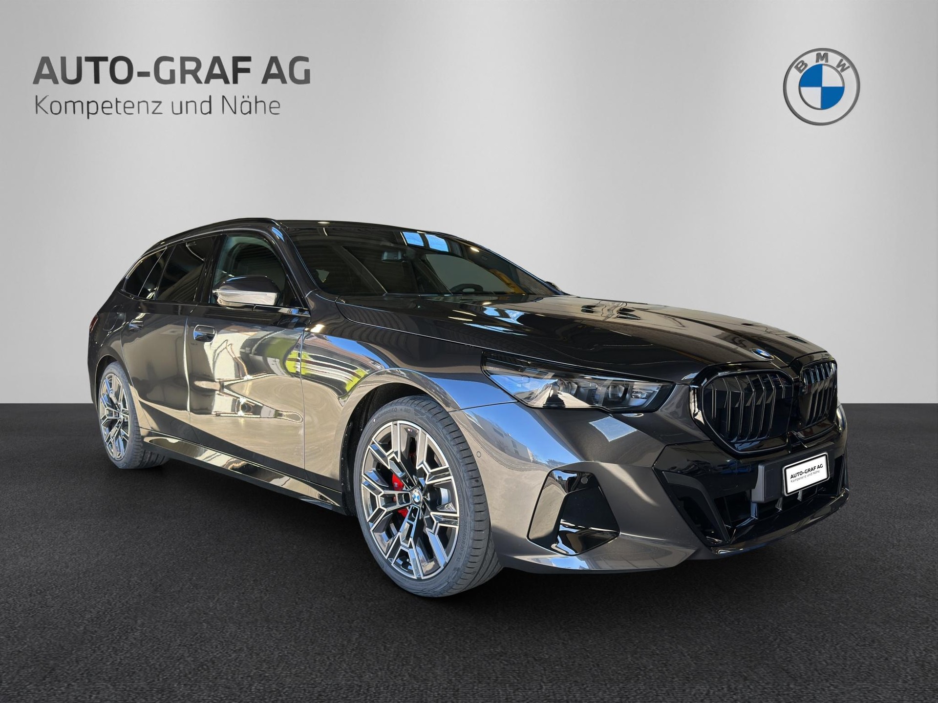 BMW 520d xDrive Touring M Sport Pro-image-6