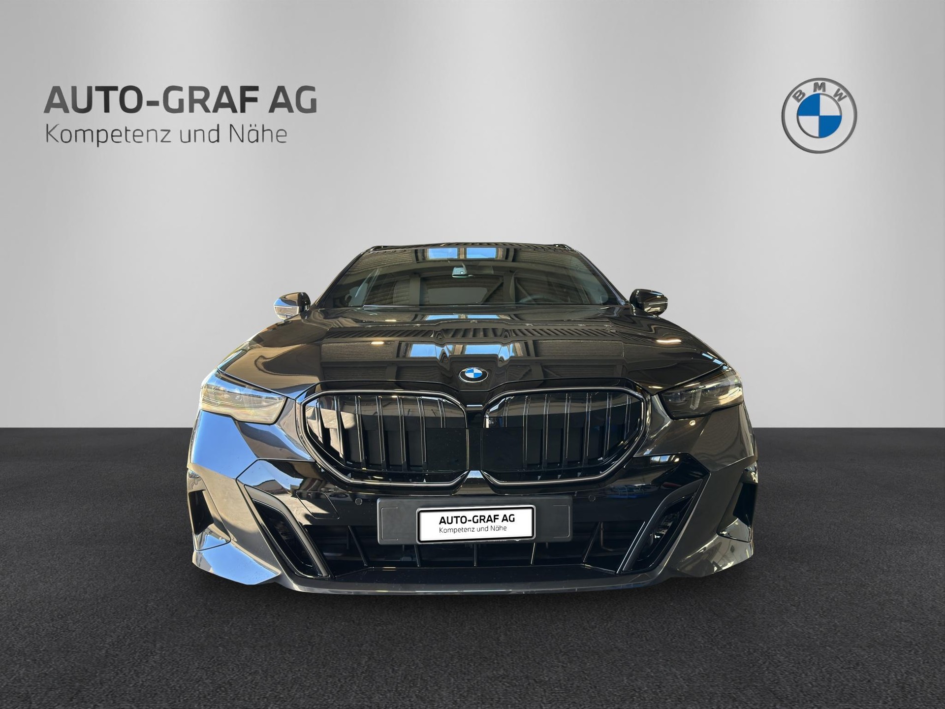 BMW 520d xDrive Touring M Sport Pro-image-7