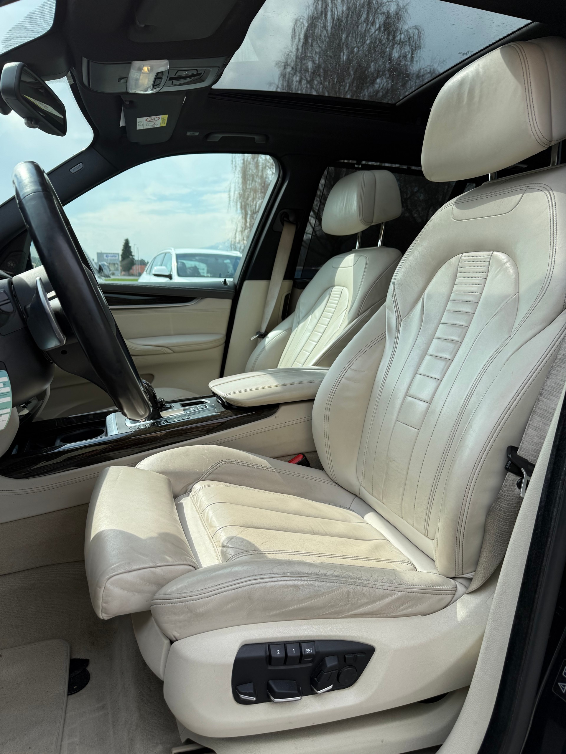 BMW X5 xDrive M50d Steptronic-image-8