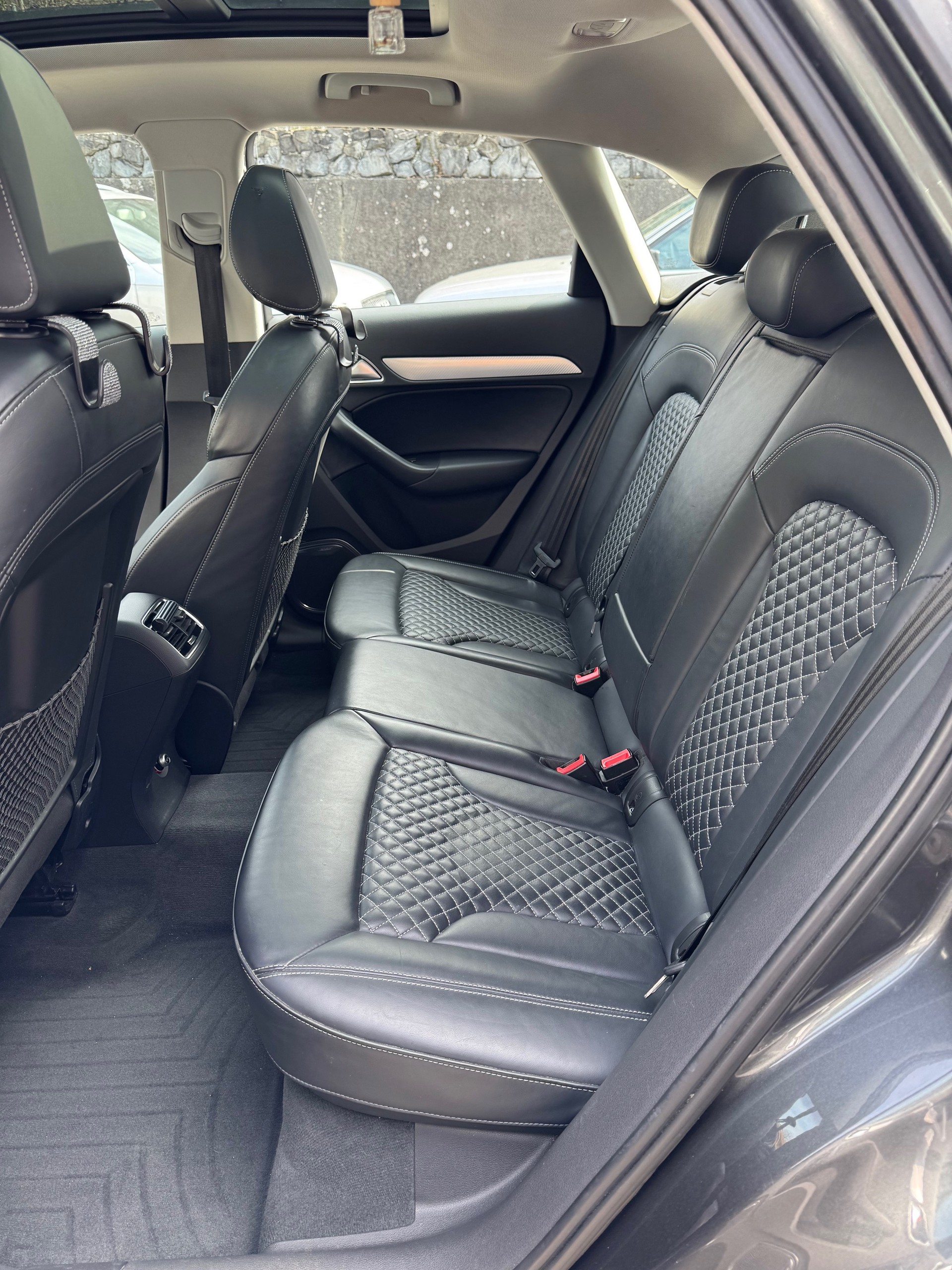 AUDI RS Q3 408PS 2.5 TFSI quattro S-tronic-image-24