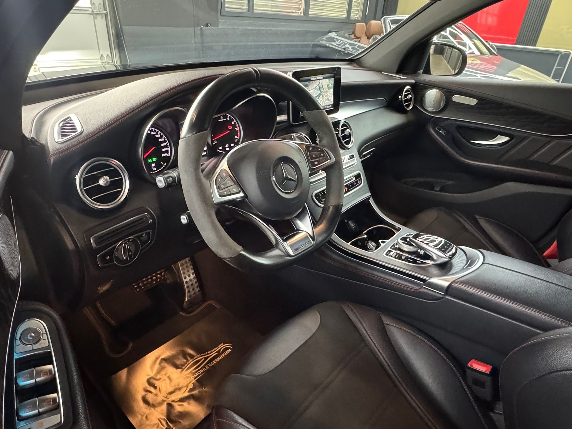 MERCEDES-BENZ GLC Coupé 43 AMG 4Matic 9G-Tronic-image-8