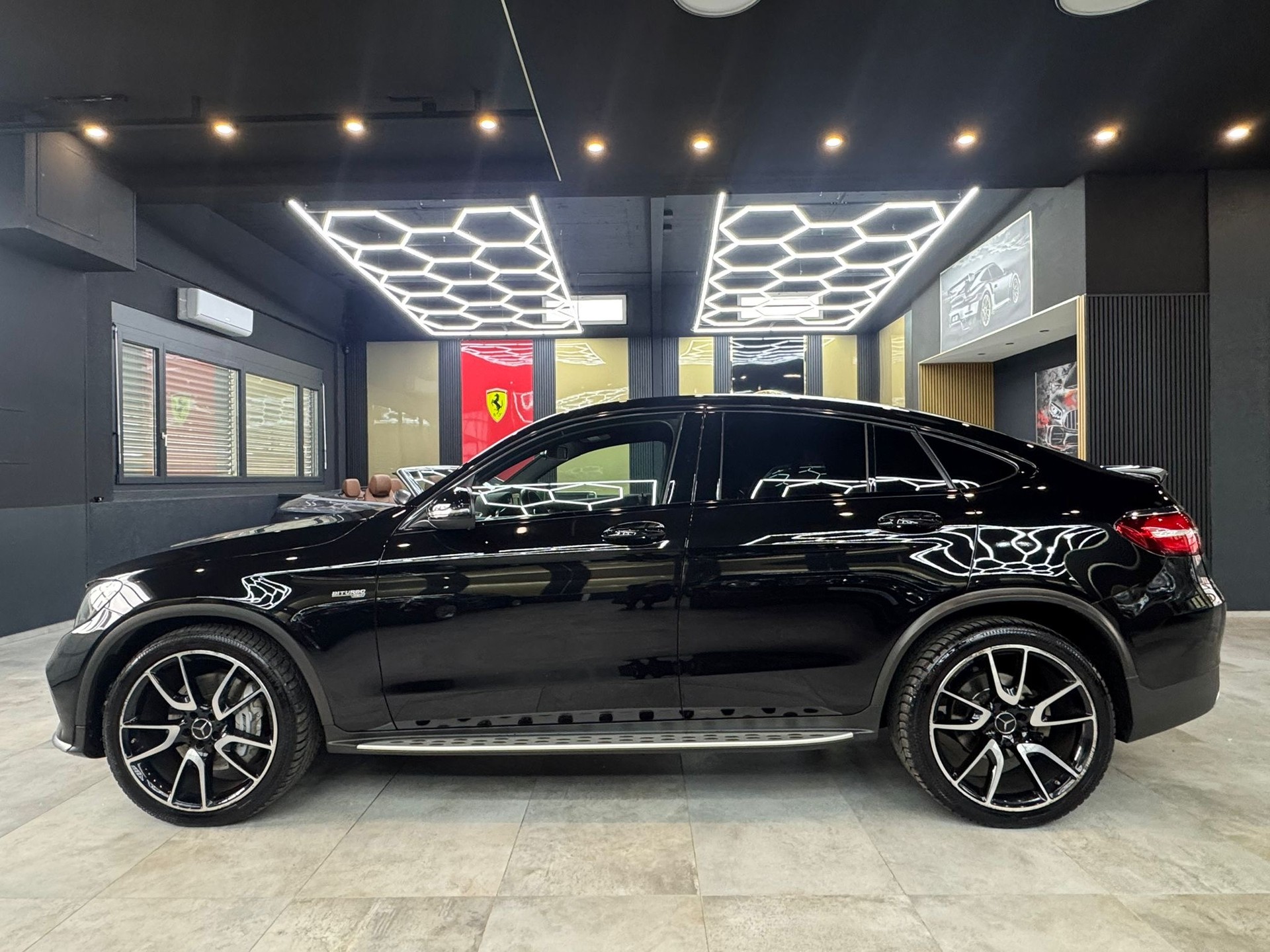 MERCEDES-BENZ GLC Coupé 43 AMG 4Matic 9G-Tronic-image-7